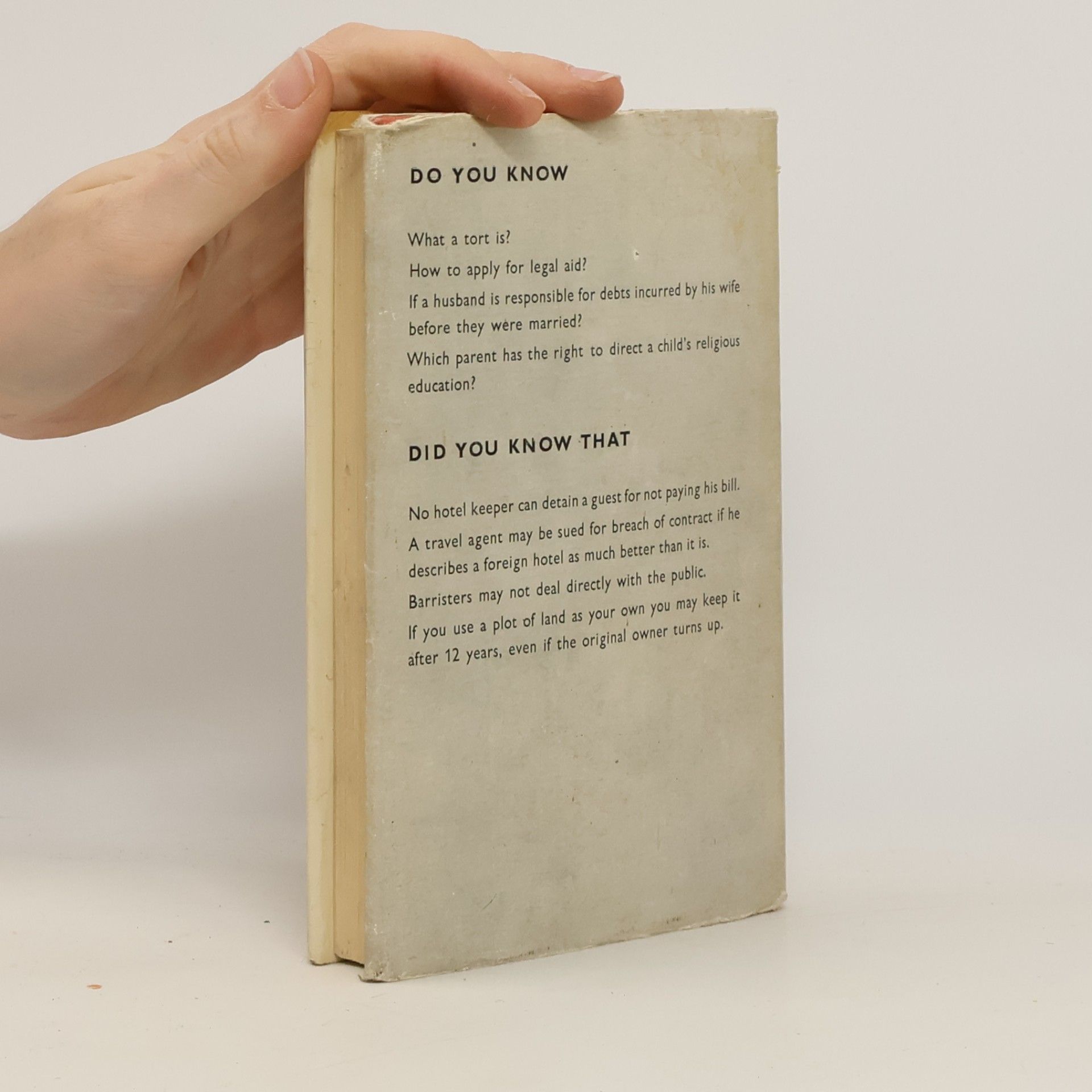 Autores varios Know the Law Handbook