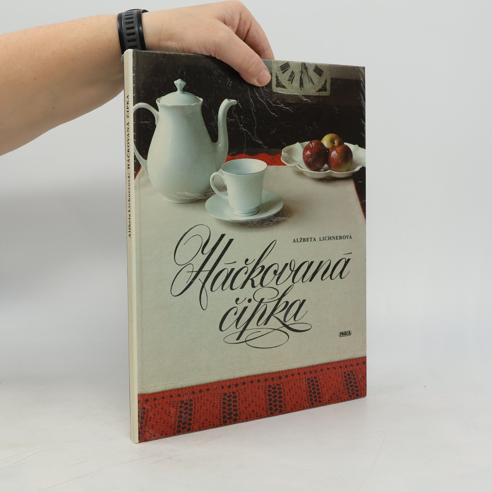 Alžbeta Lichnerová Hačkovaná čipka