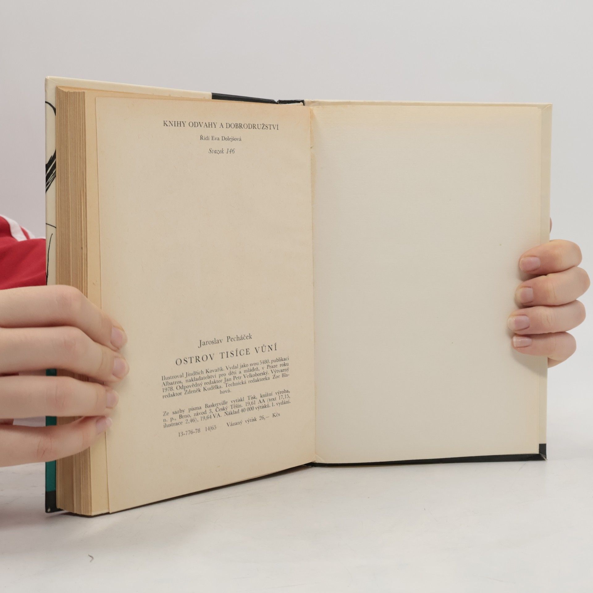 Jaroslav Pecháček Ostrov tisíce vůní