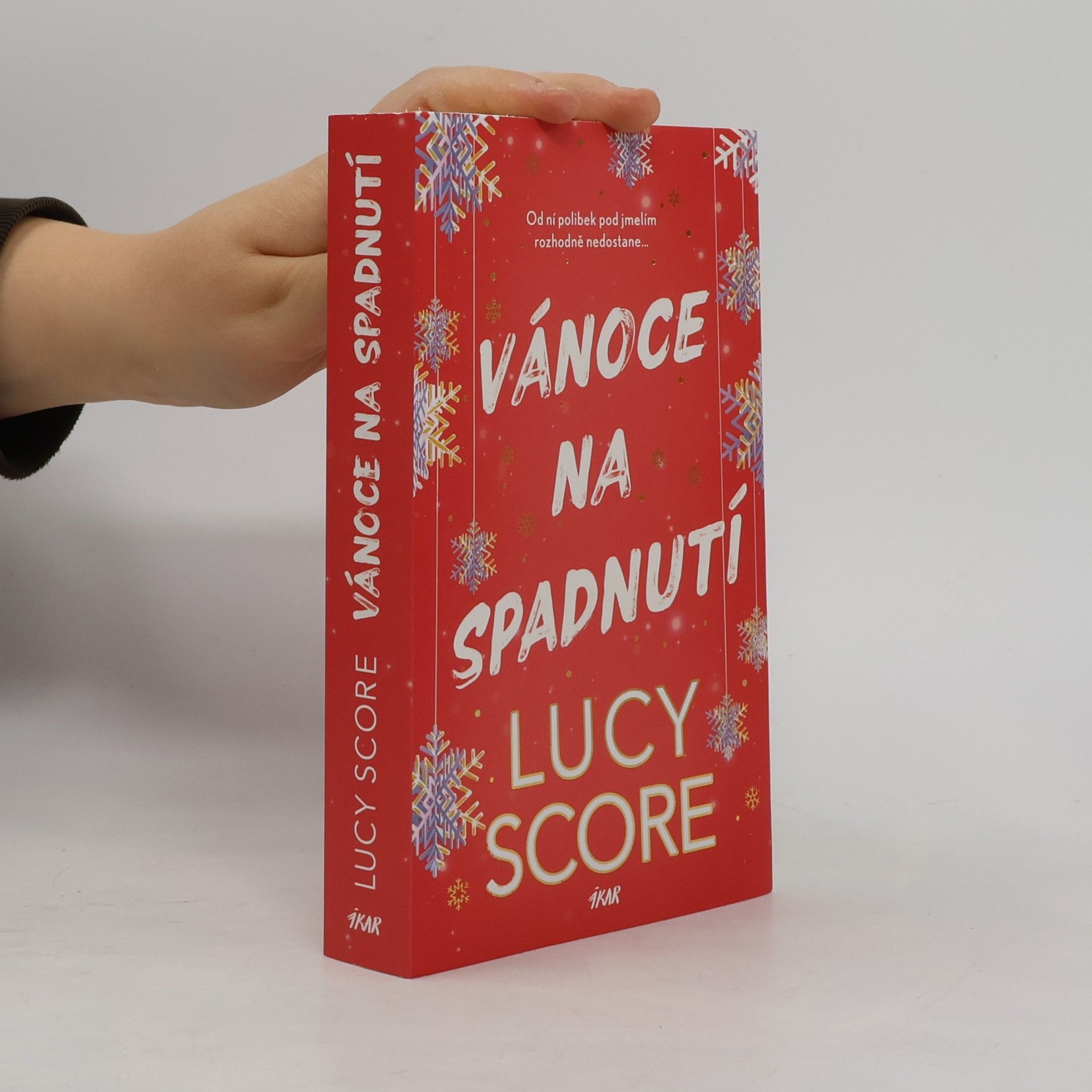 Lucy Score Vánoce na spadnutí