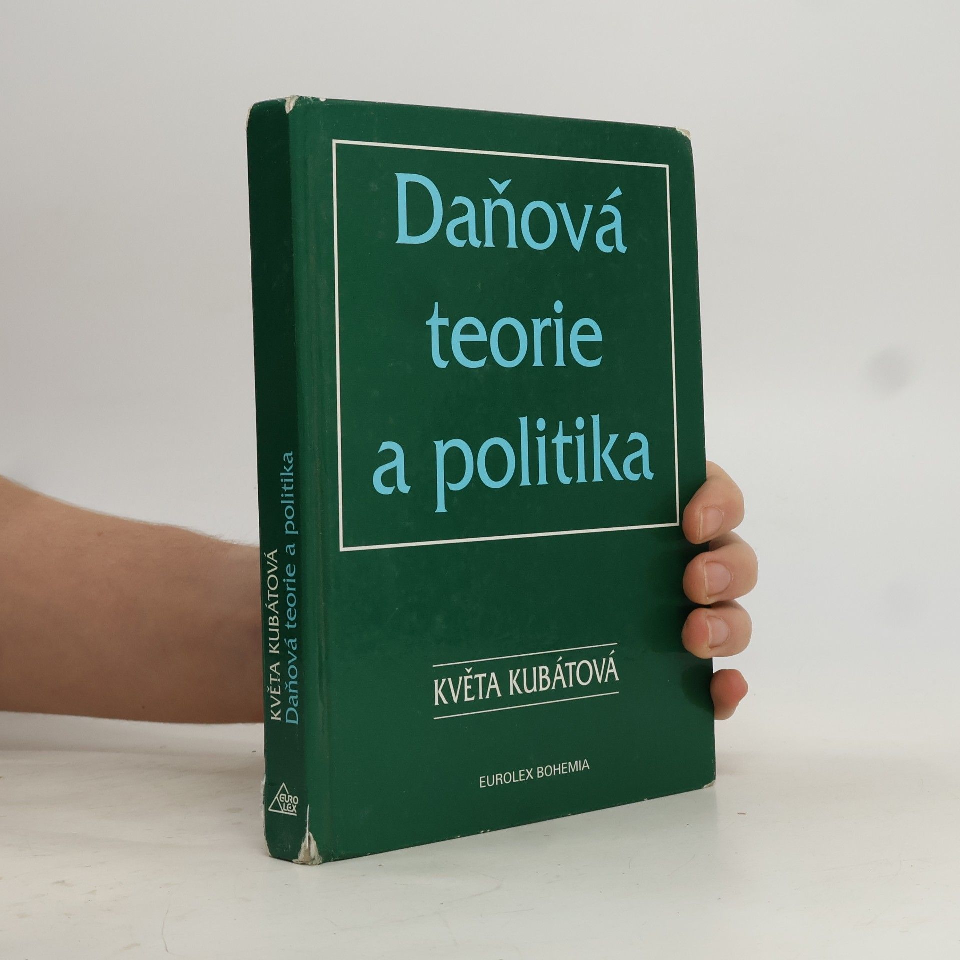 Daňová teorie a politika