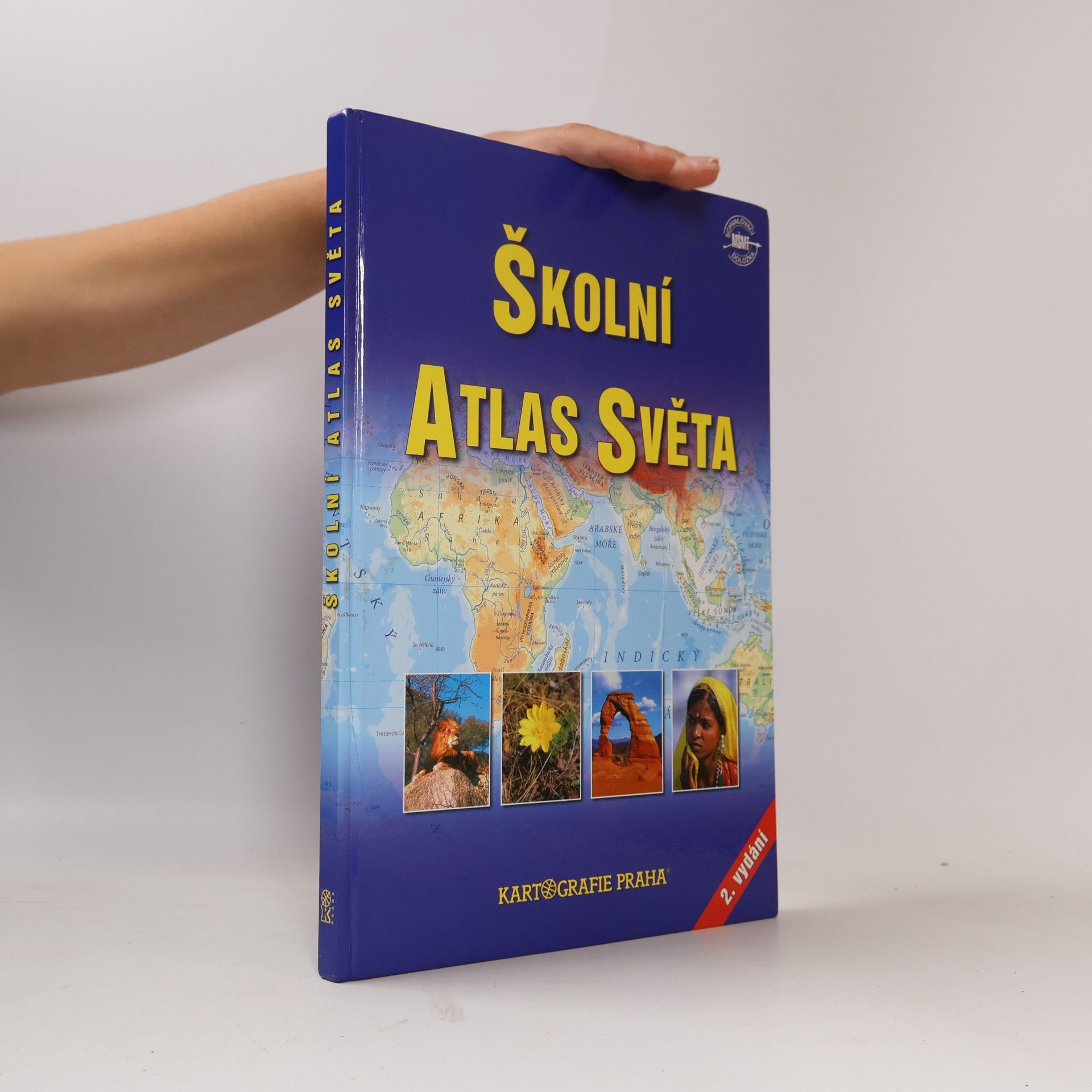 Kolektiv autorů Školní atlas světa