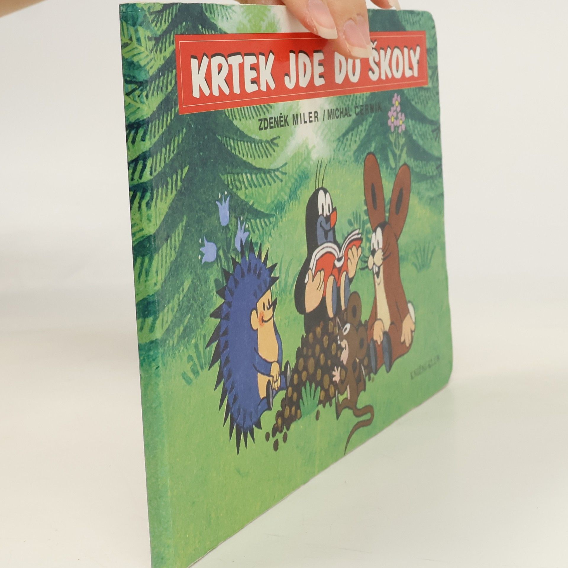 Krtek jde do školy