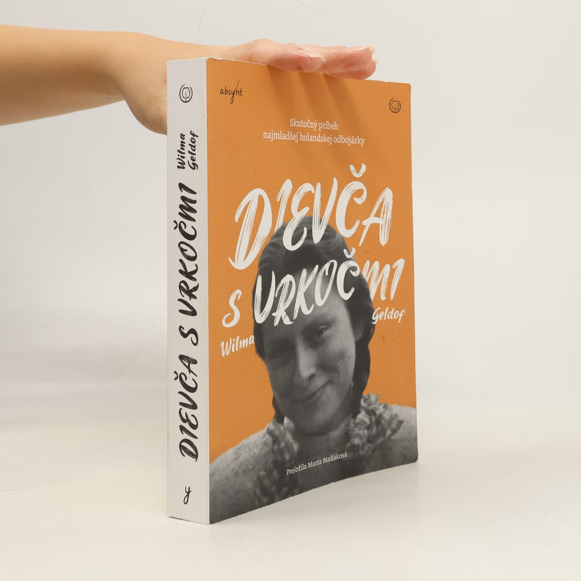 Dievča s vrkočmi