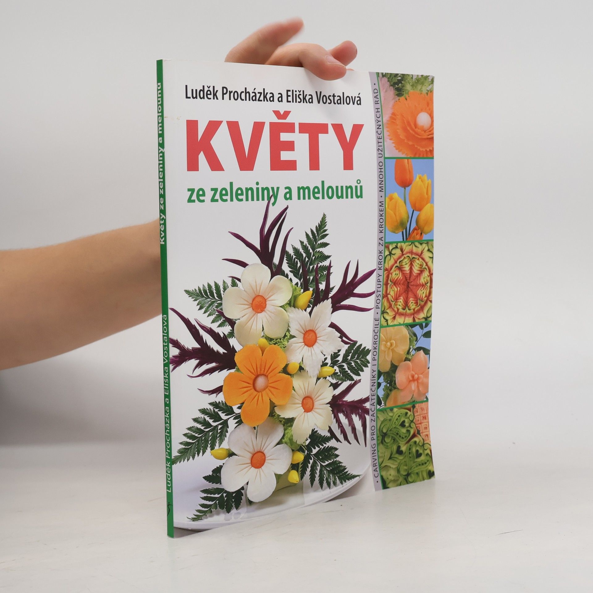 Květy ze zeleniny a melounů