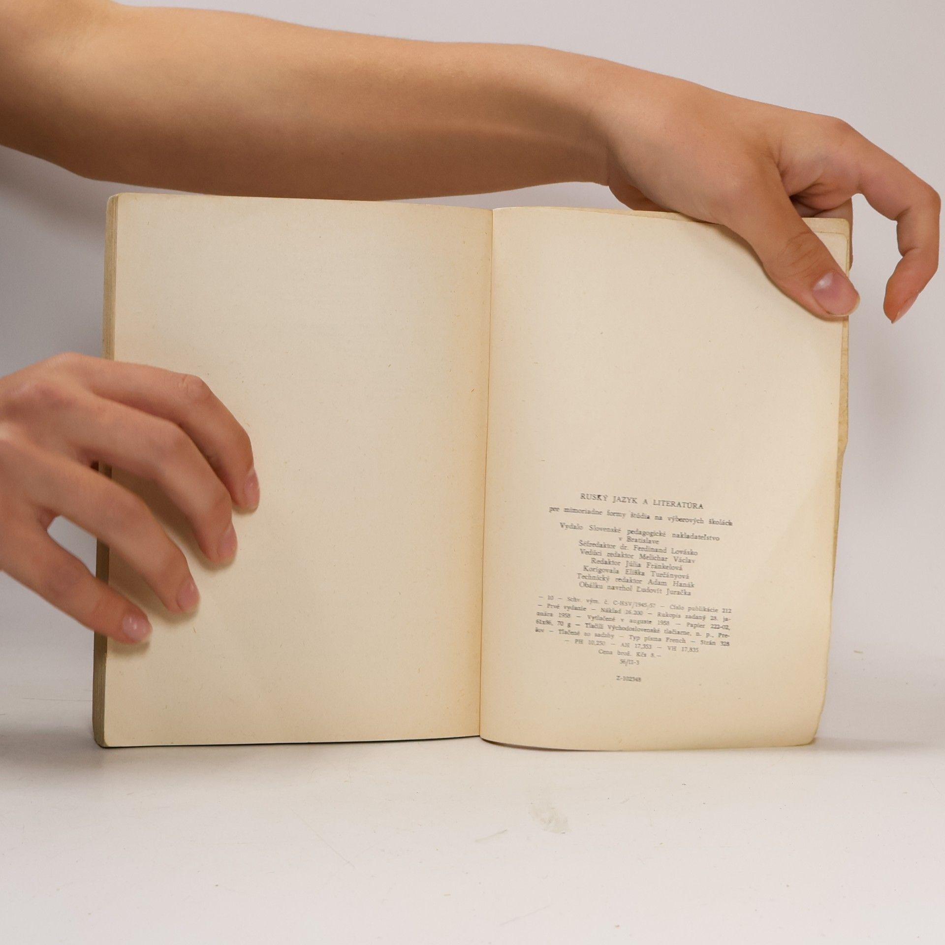 Kolektív autorov Ruský jazyk a literatúra pre mimoriadne formy štúdia na výberových školách