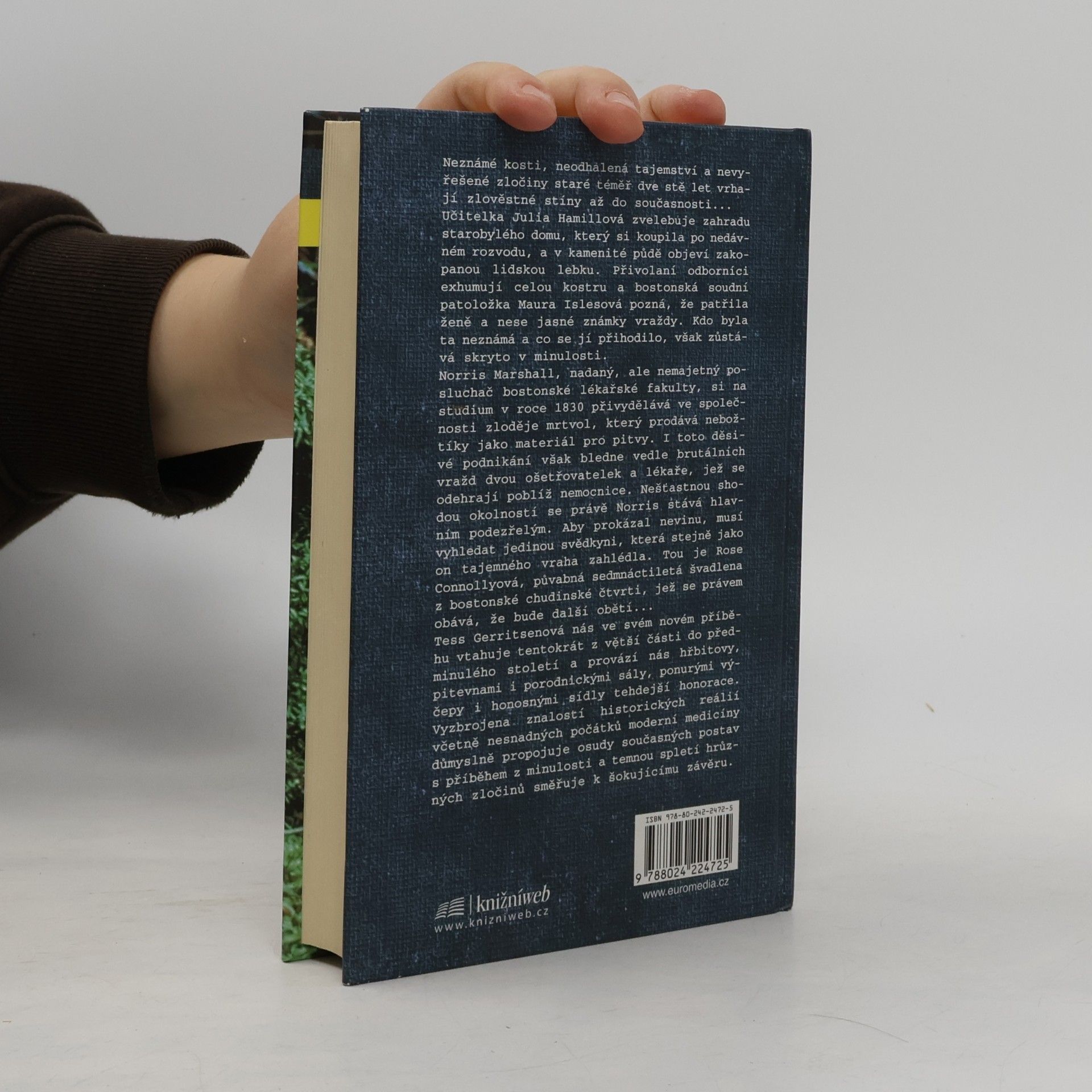 Tess Gerritsen Zahrada kostí