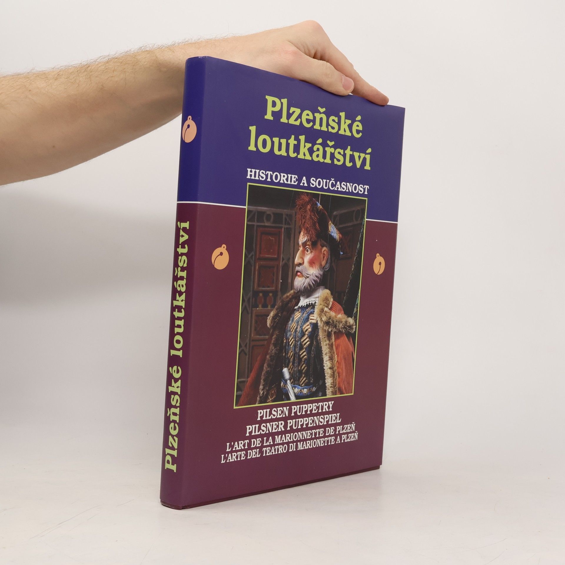 Karel Pavas Plzeňské loutkářství : historie a současnost