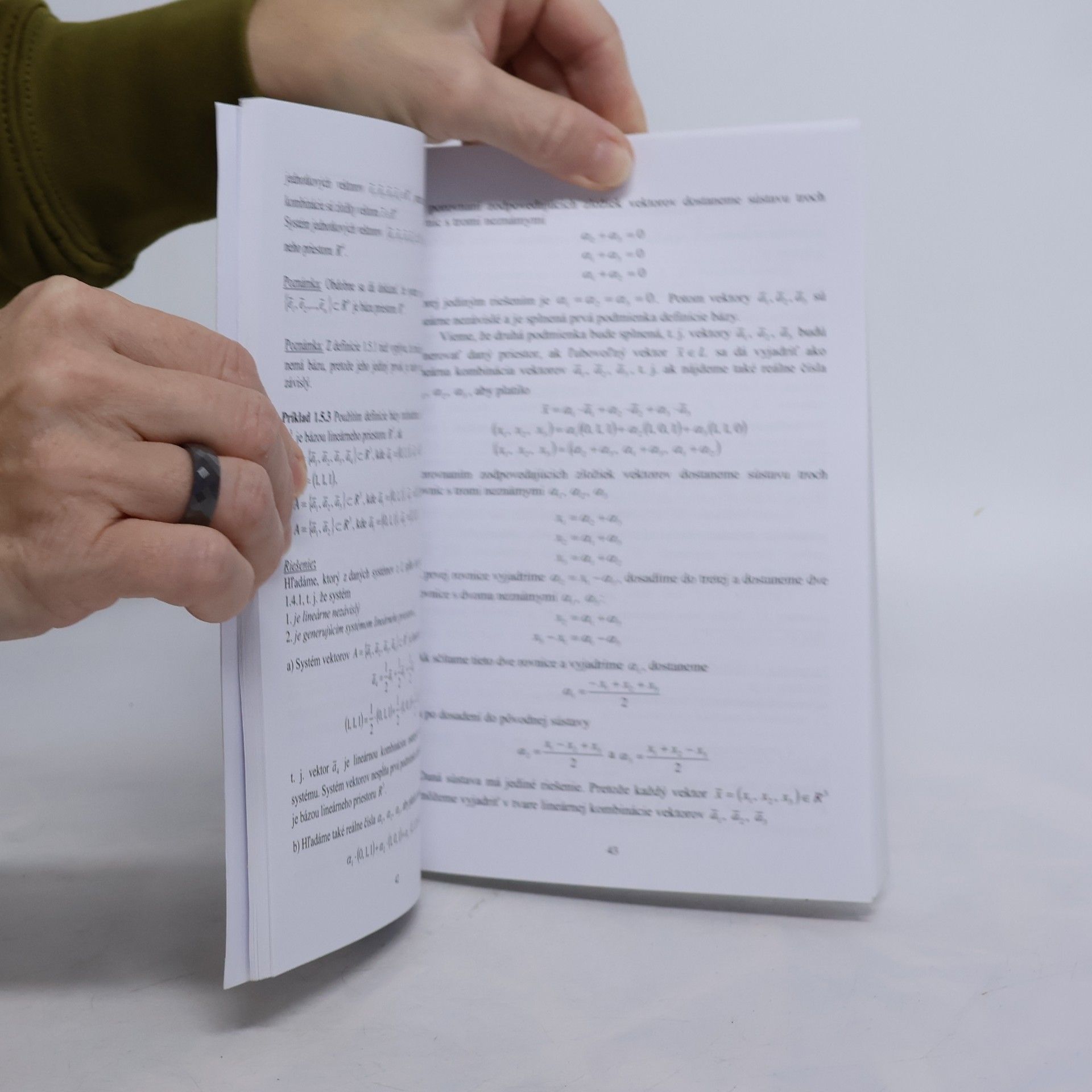 Katarína Sakálová Lineárna algebra pre ekonómov