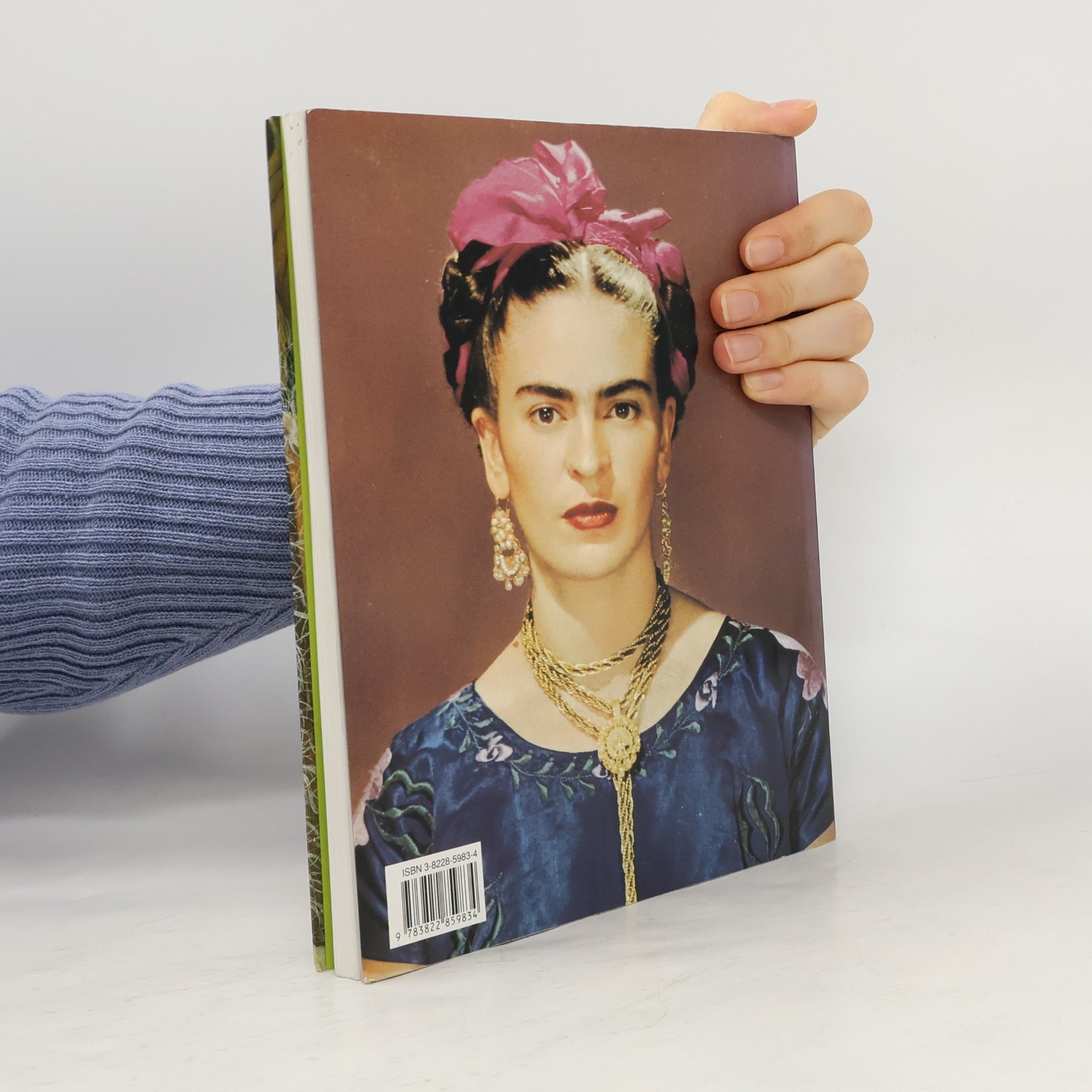 Andrea Kettenmann Frida Kahlo 1907-1954: pain and passion