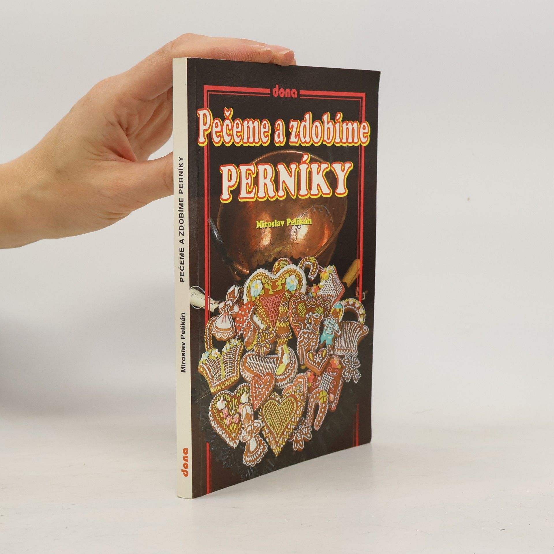 Pečeme a zdobíme perníky