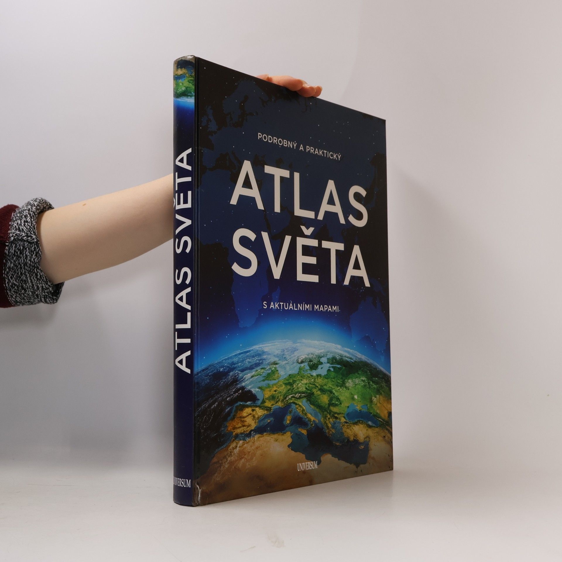 Irena Rybová Podrobný a praktický atlas světa s aktuálními mapami