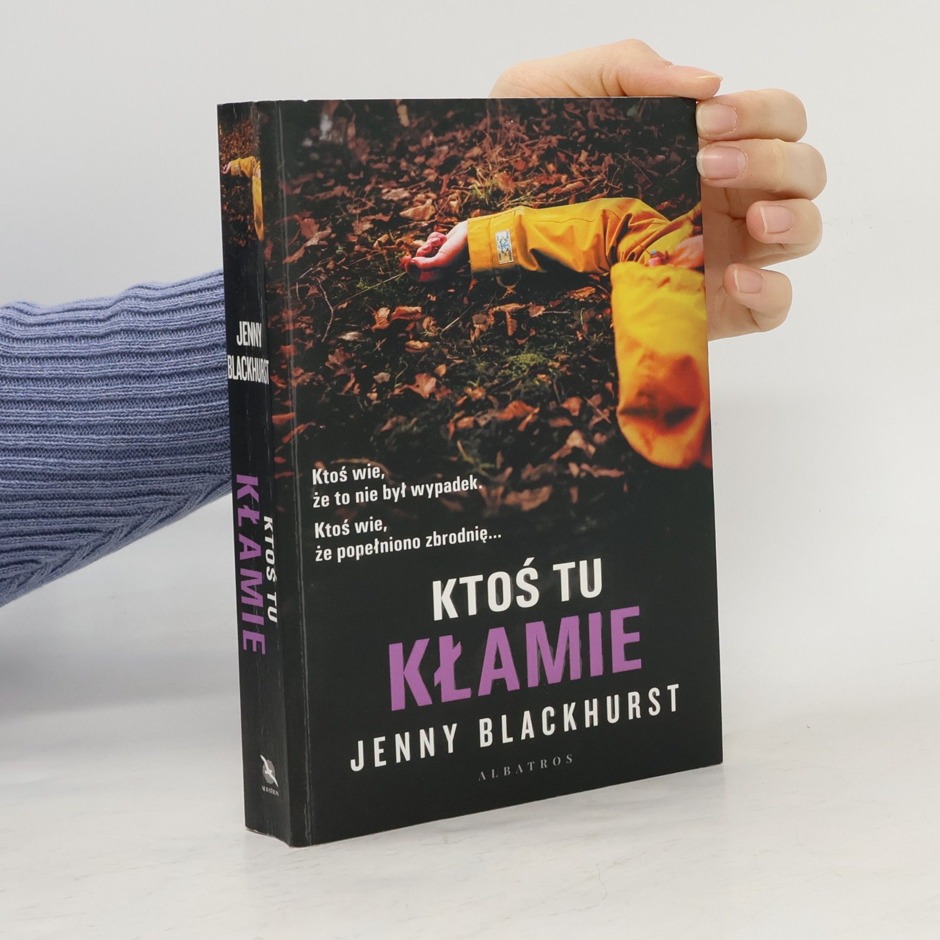 Jenny Blackhurst Ktoś tu kłamie