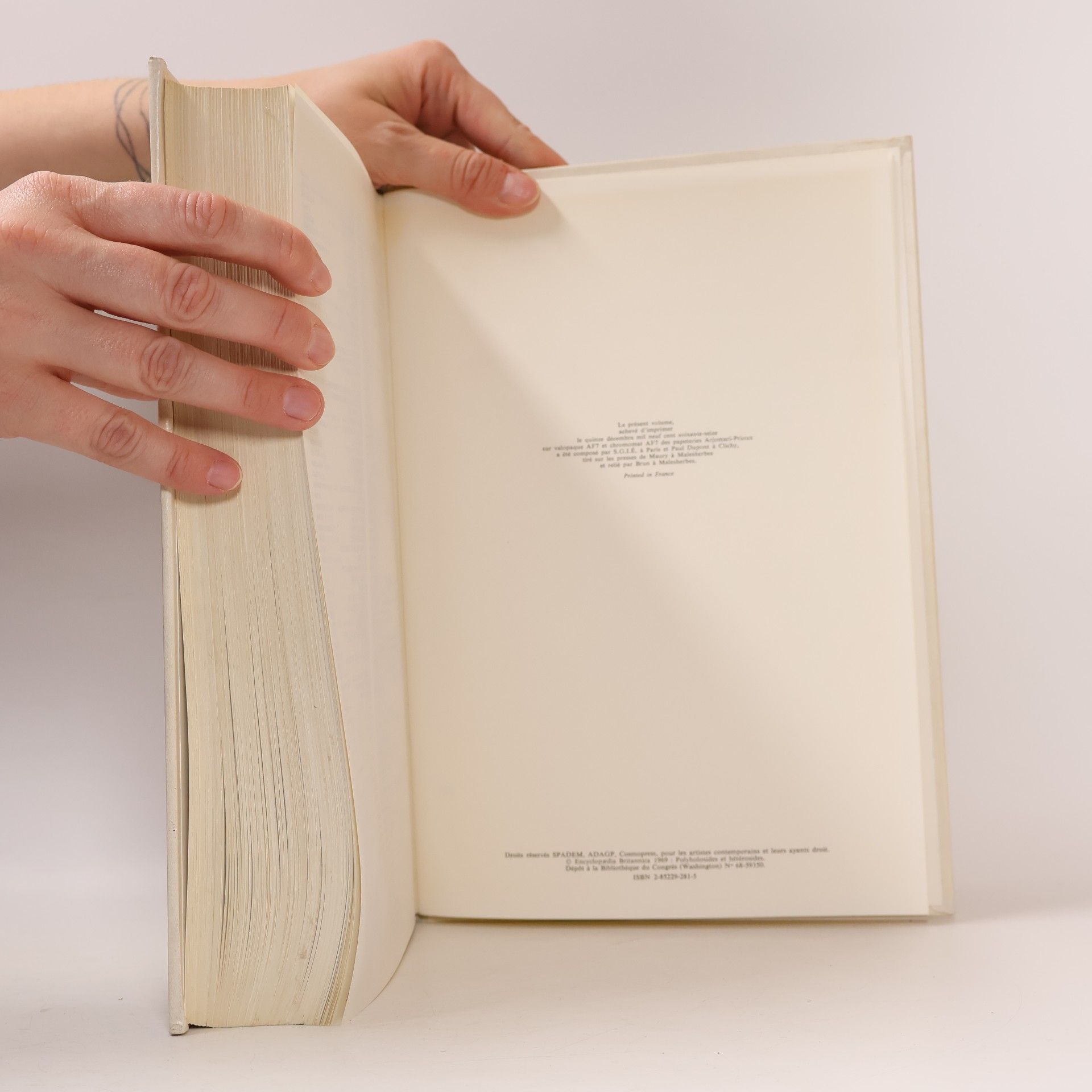 Various authors Encyclopaedia Universalis 13. Physique - Régionalisme