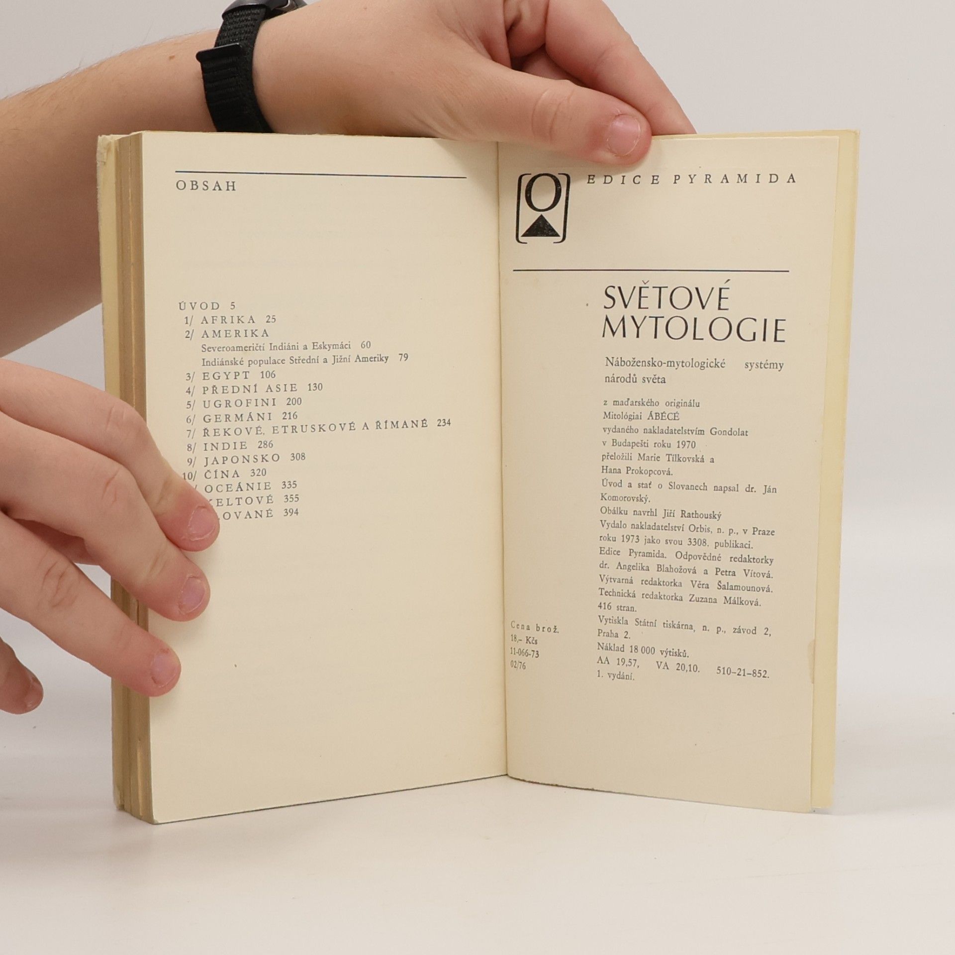 Collectif d'auteurs Světové mytologie