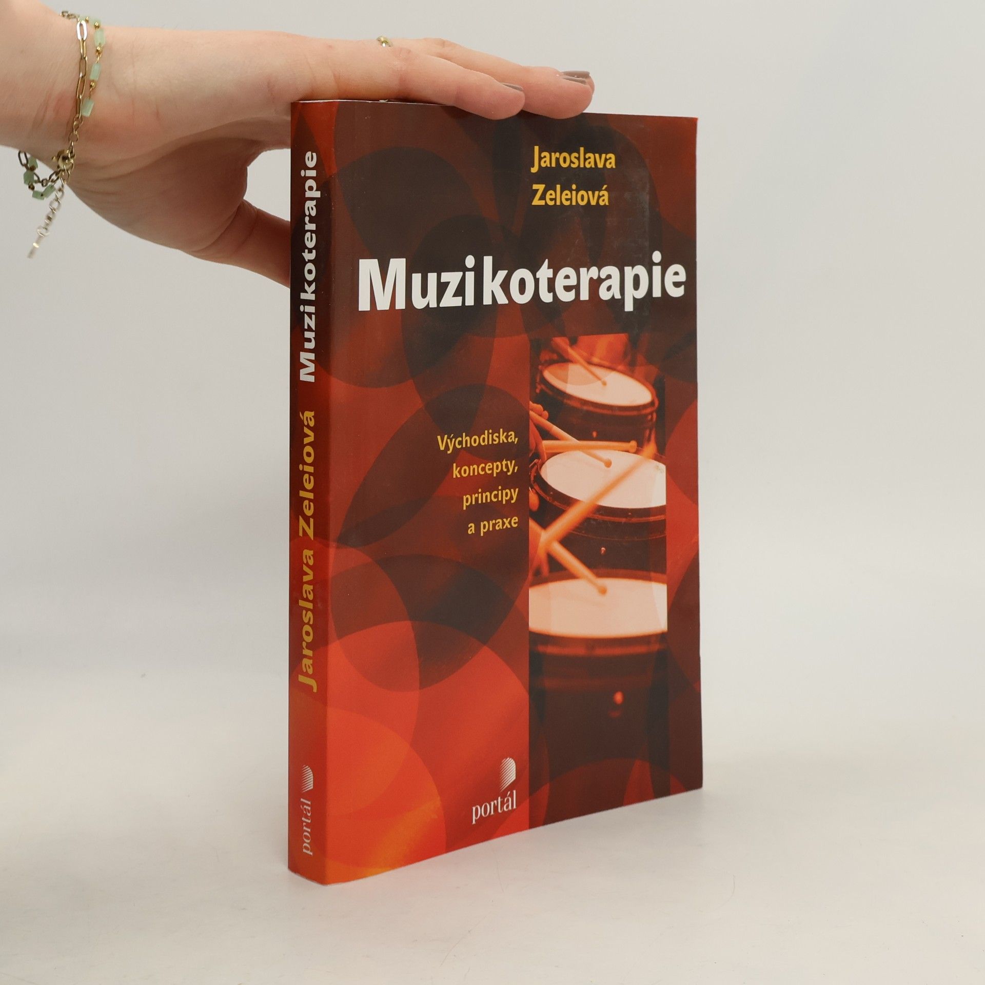 Muzikoterapie. Východiska, koncepty, principy a praxe