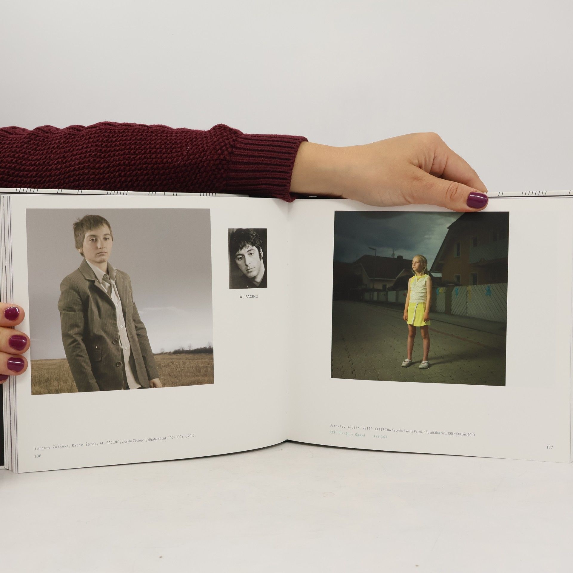 Michal Koleček Obraz, v kterém žijeme : práce studentů studijních programů a oborů fotografie realizovaných na českých a slovenských vysokých uměleckých školách
