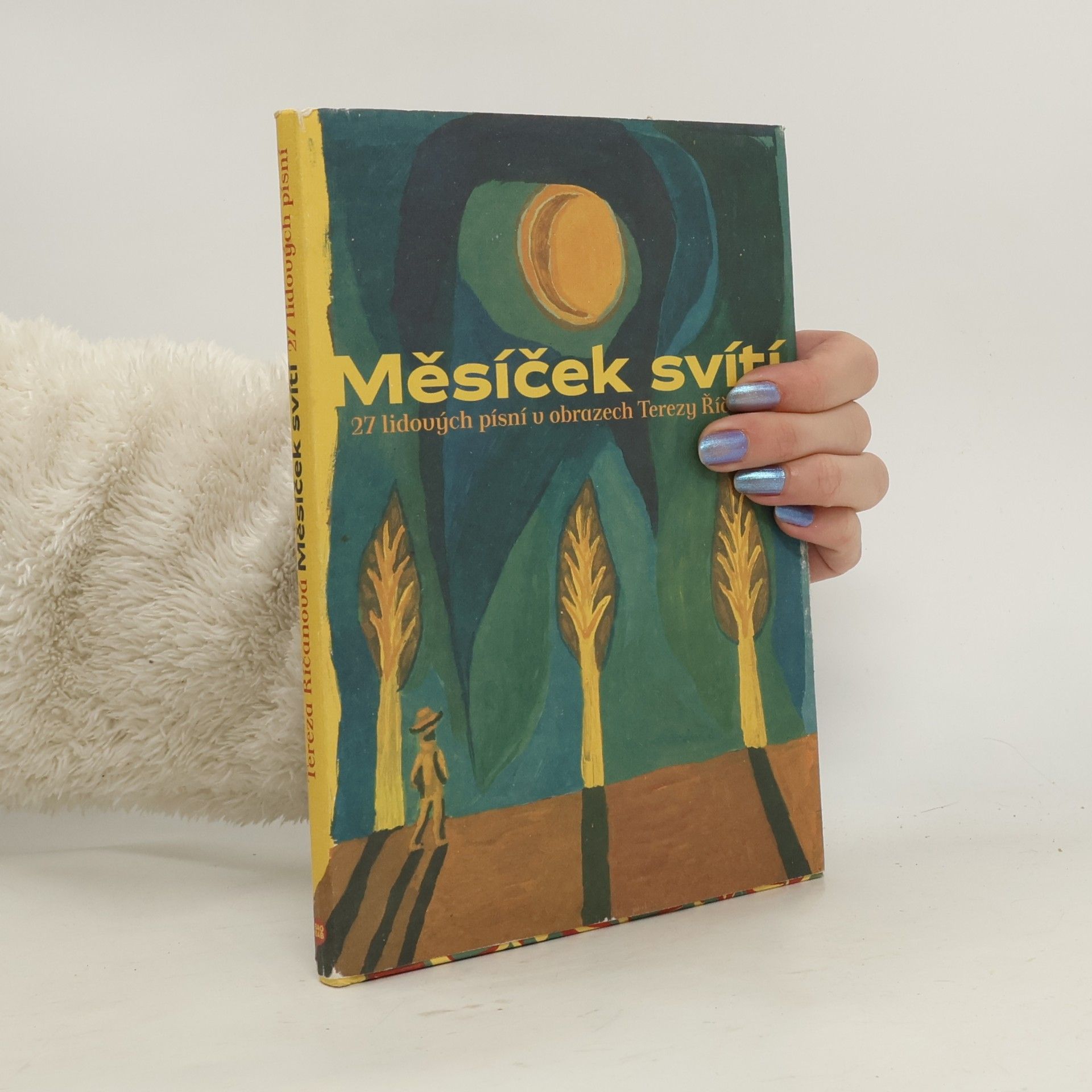Měsíček svítí. 27 lidových písní v obrazech Terezy Říčanové