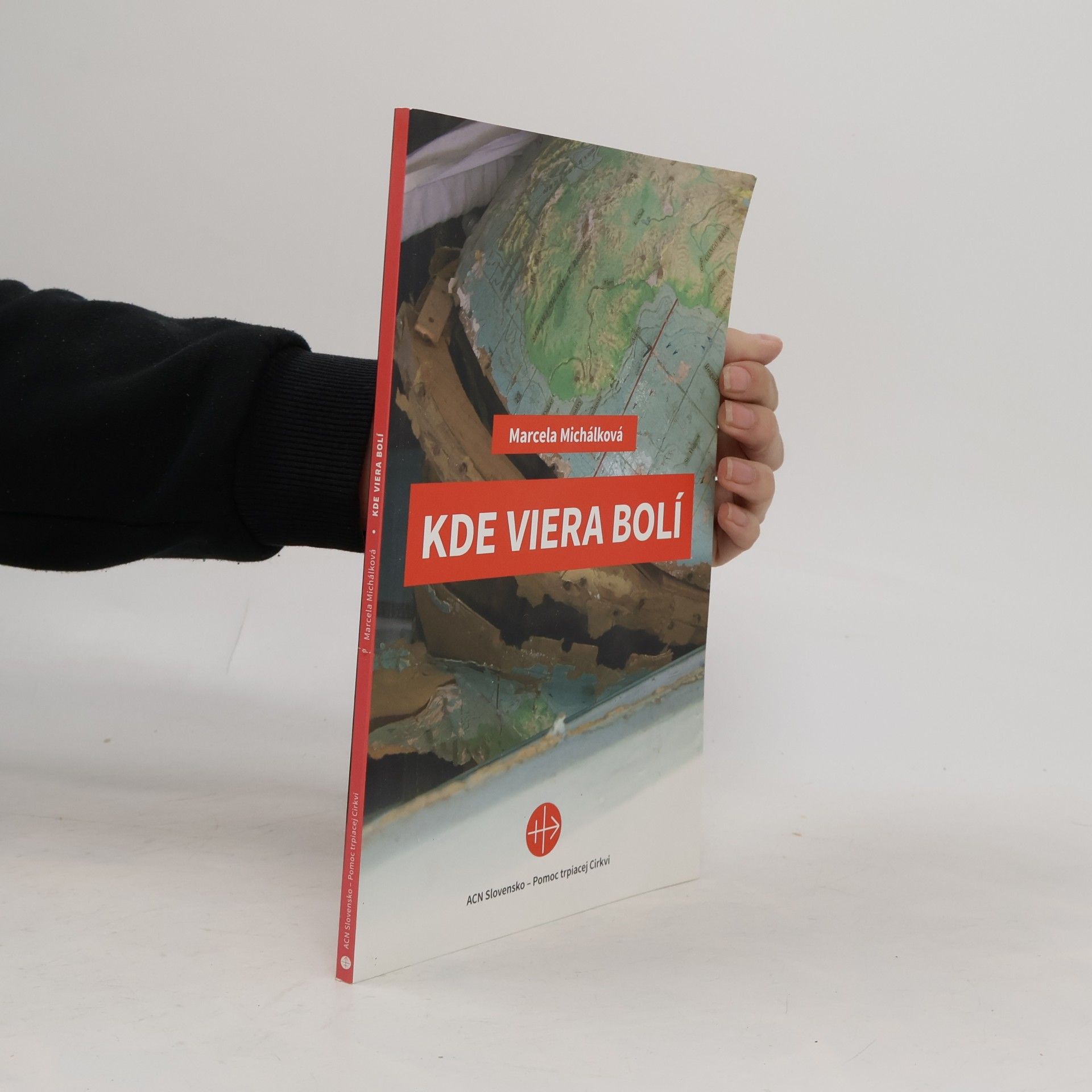 Kde viera bolí