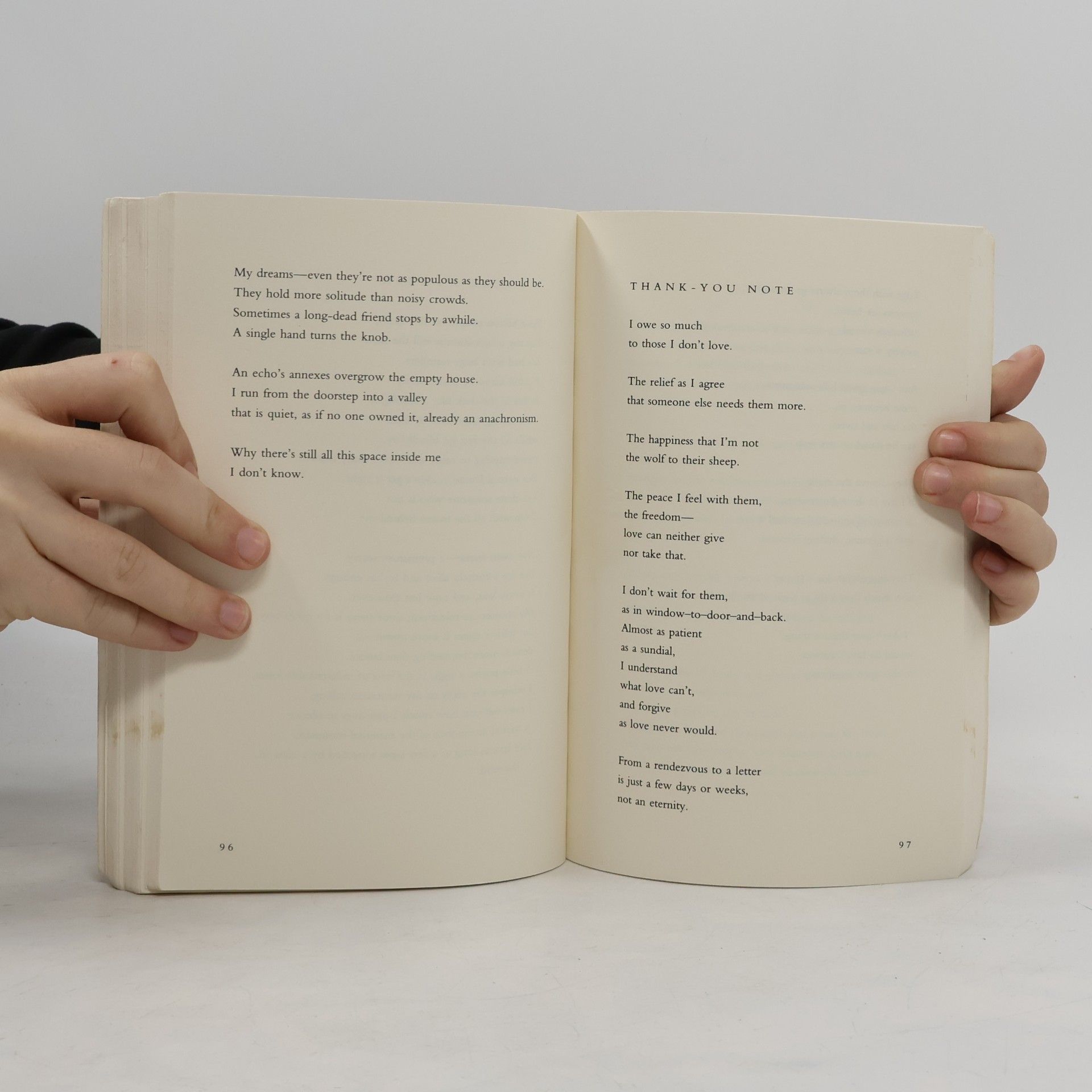Wisława Szymborska View with a Grain of Sand: Selected Poems