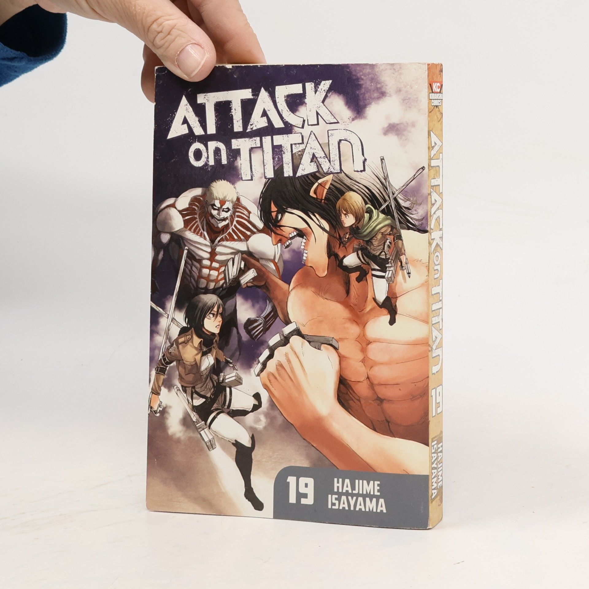Hajime Isayama Attack on Titan 19