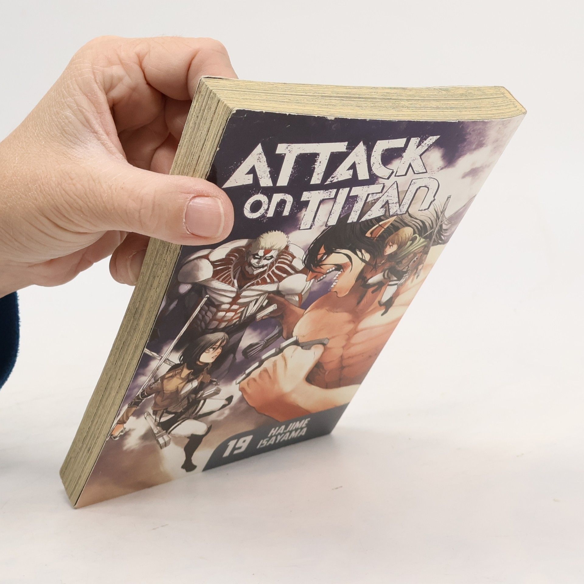 Hajime Isayama Attack on Titan 19