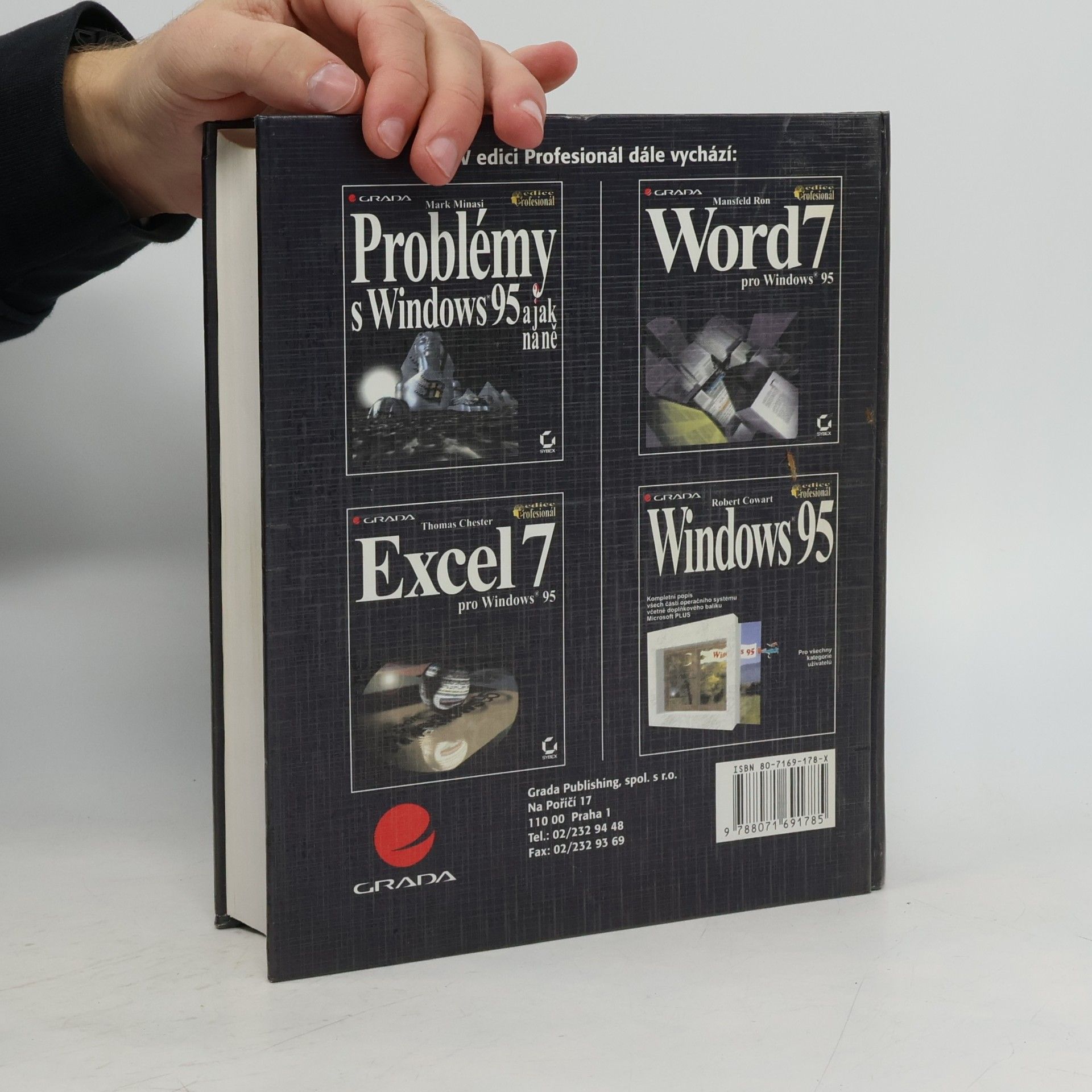Miloš Bartoň PC - velký průvodce hardwarem