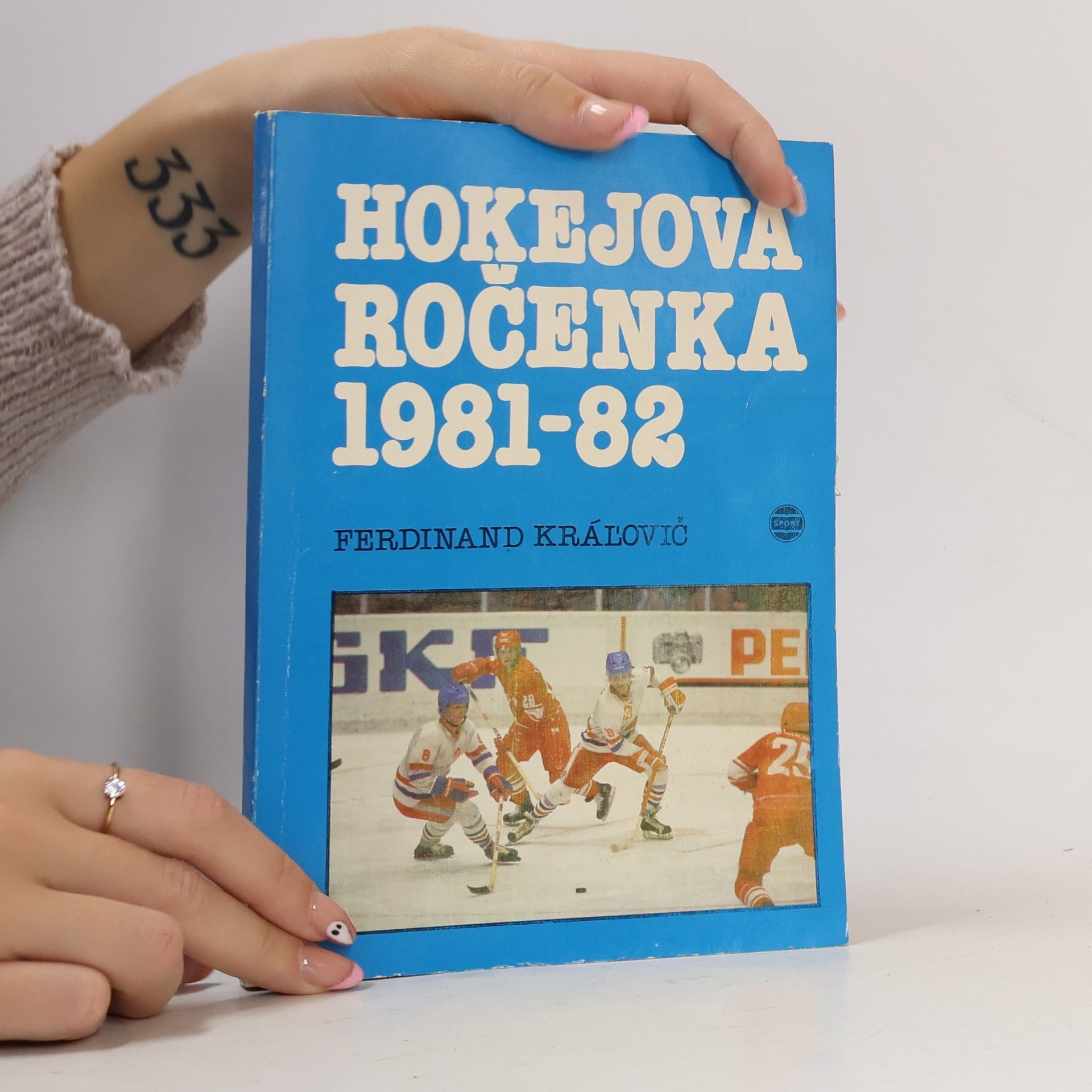 Hokejová ročenka 1981-82