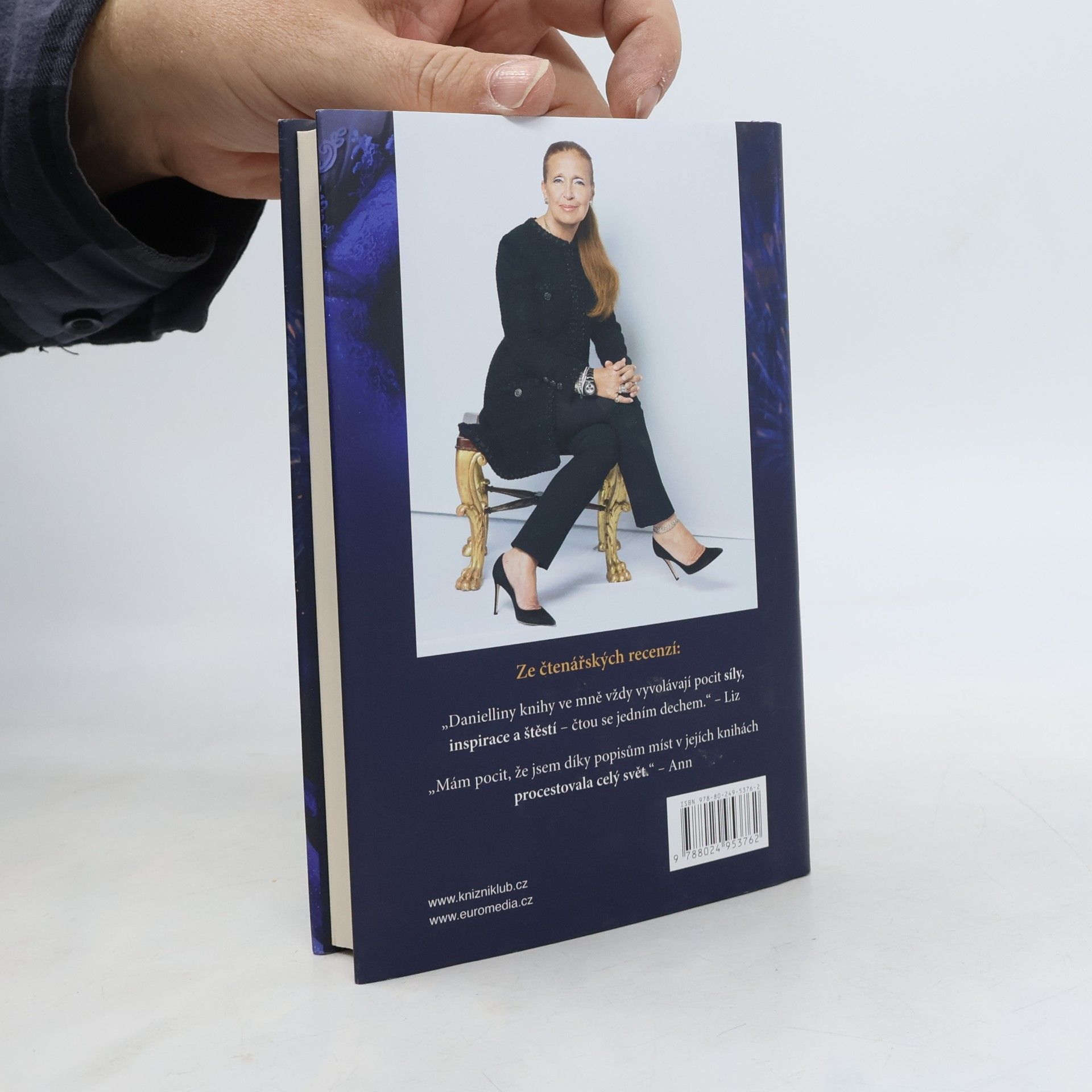 Danielle Steel Svatební šaty