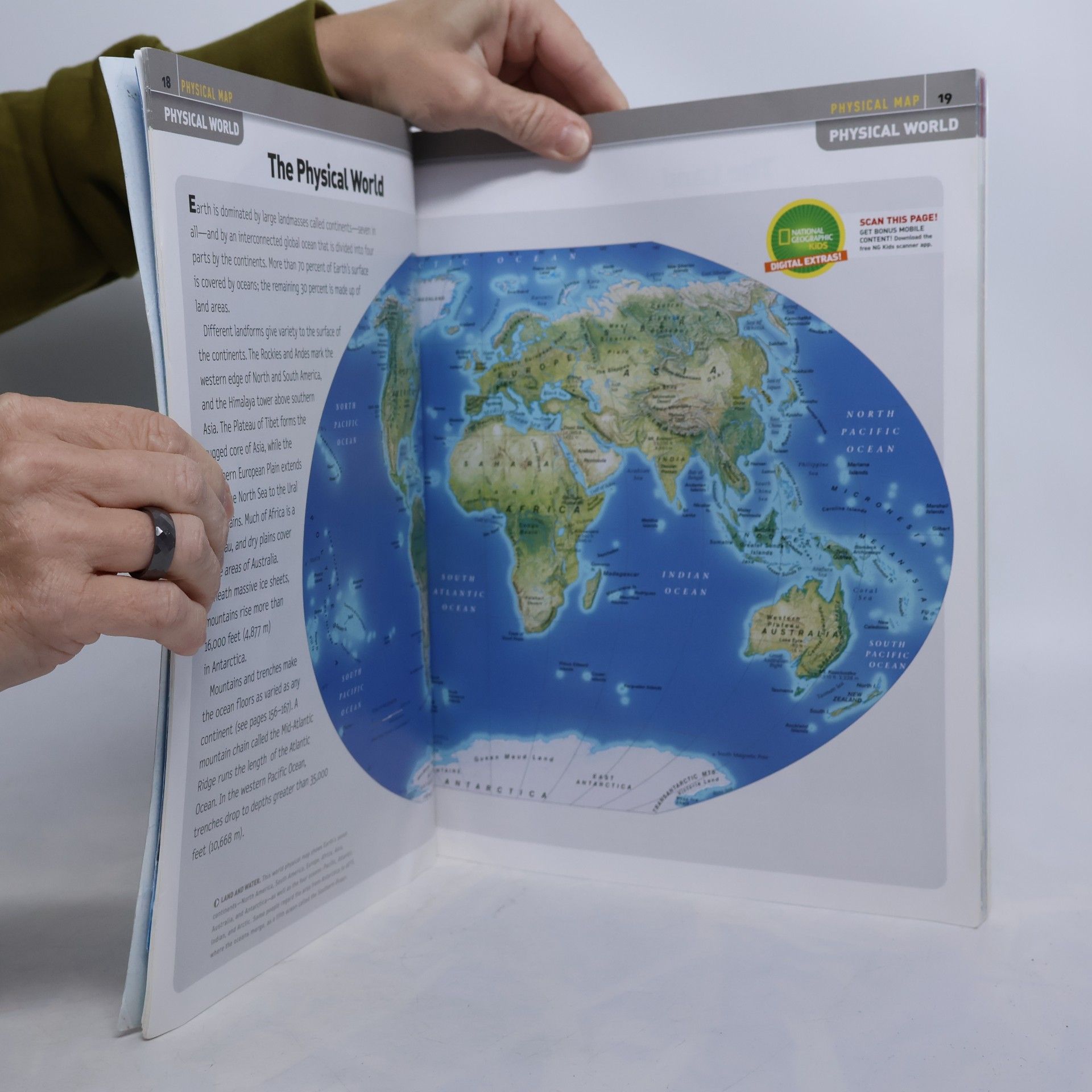National Geographic Society (U.S.) National Geographic Kids World Atlas