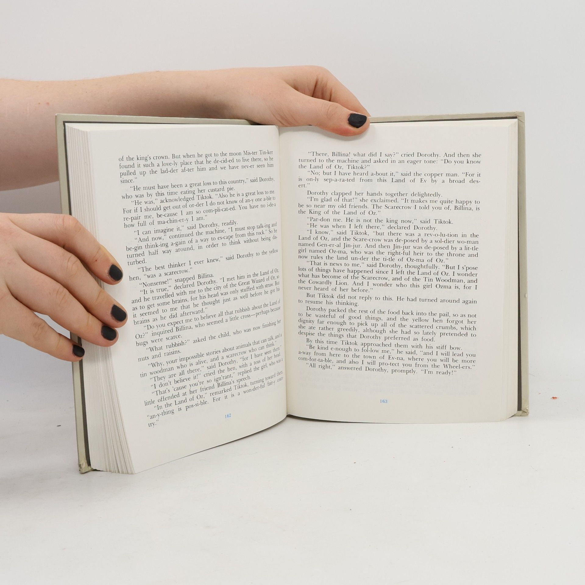 Lyman Frank Baum The marvelous land of Oz