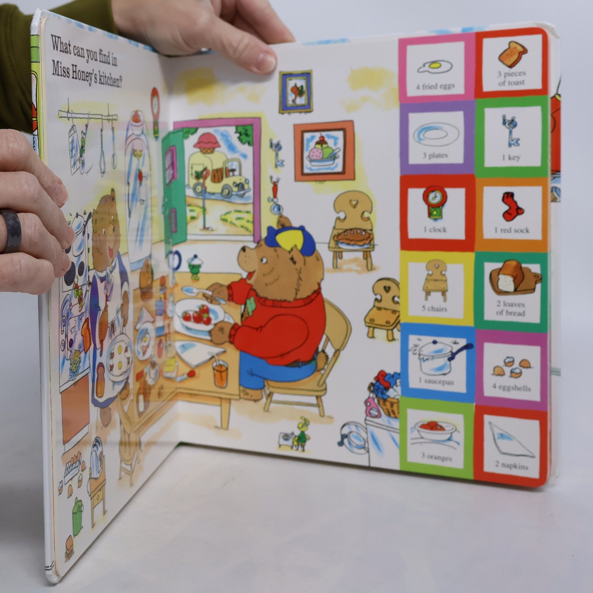 Richard Scarry Richard Scarry's Busytown Seek and Find!
