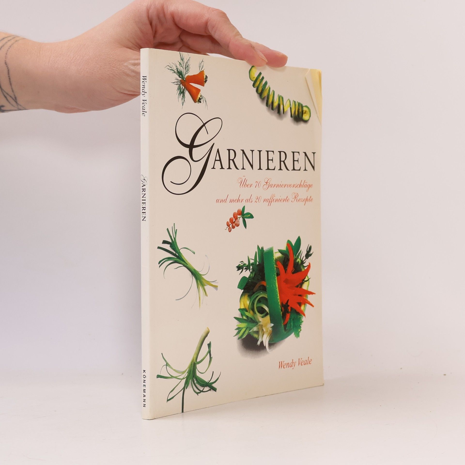 Wendy Veale Garnieren
