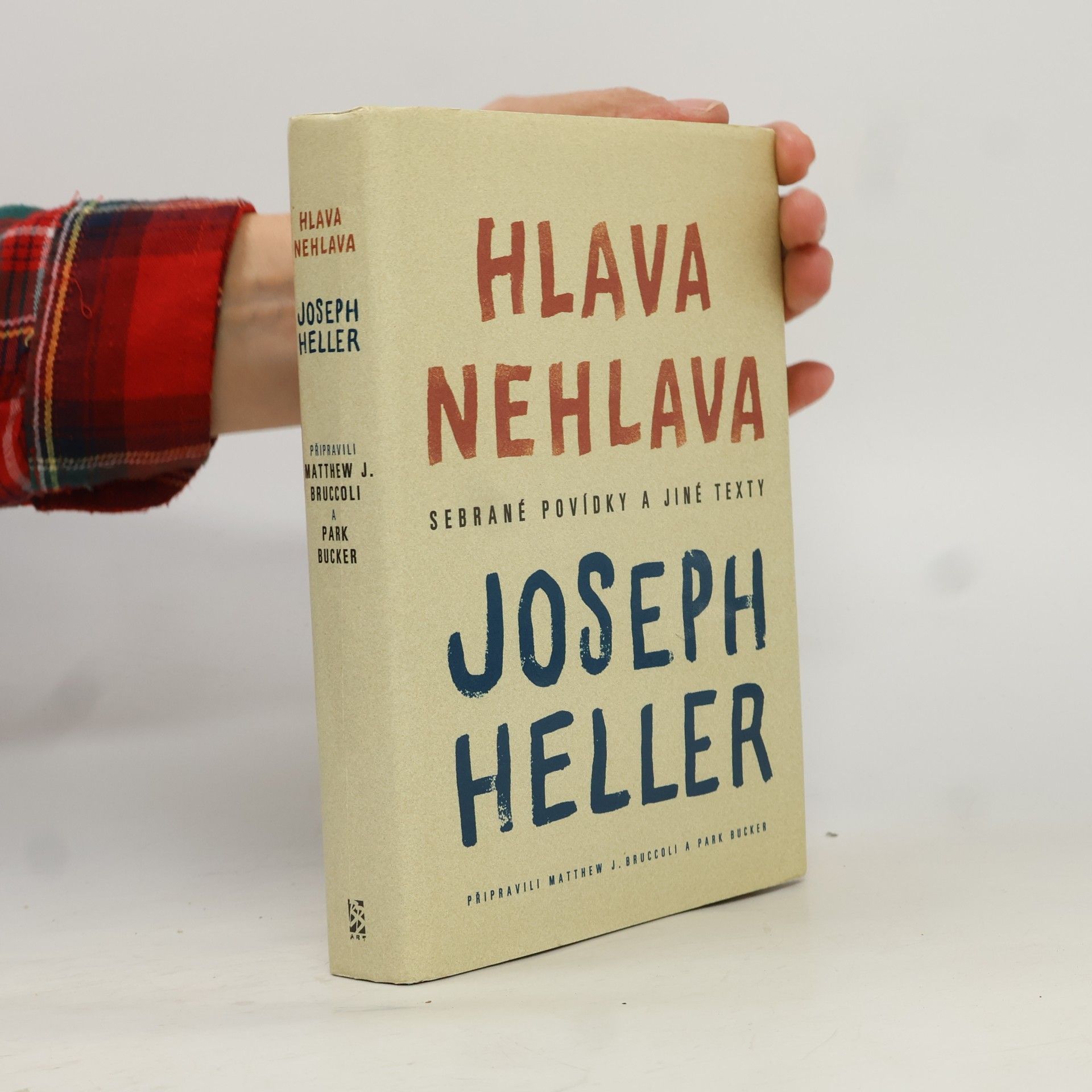 Joseph Heller Hlava nehlava