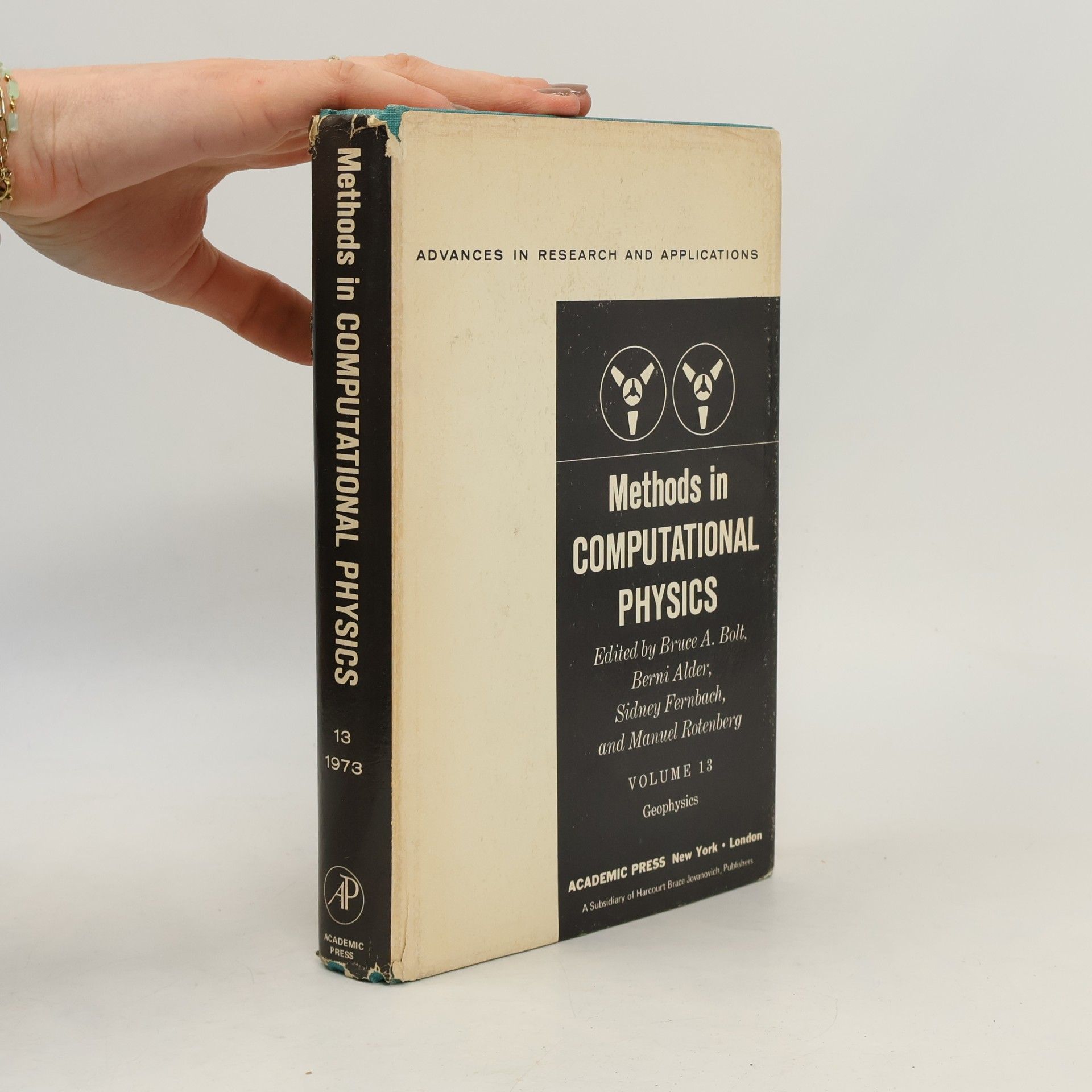 Bruce A. Bolt Methods in Computational Physics - 13: Geophysics