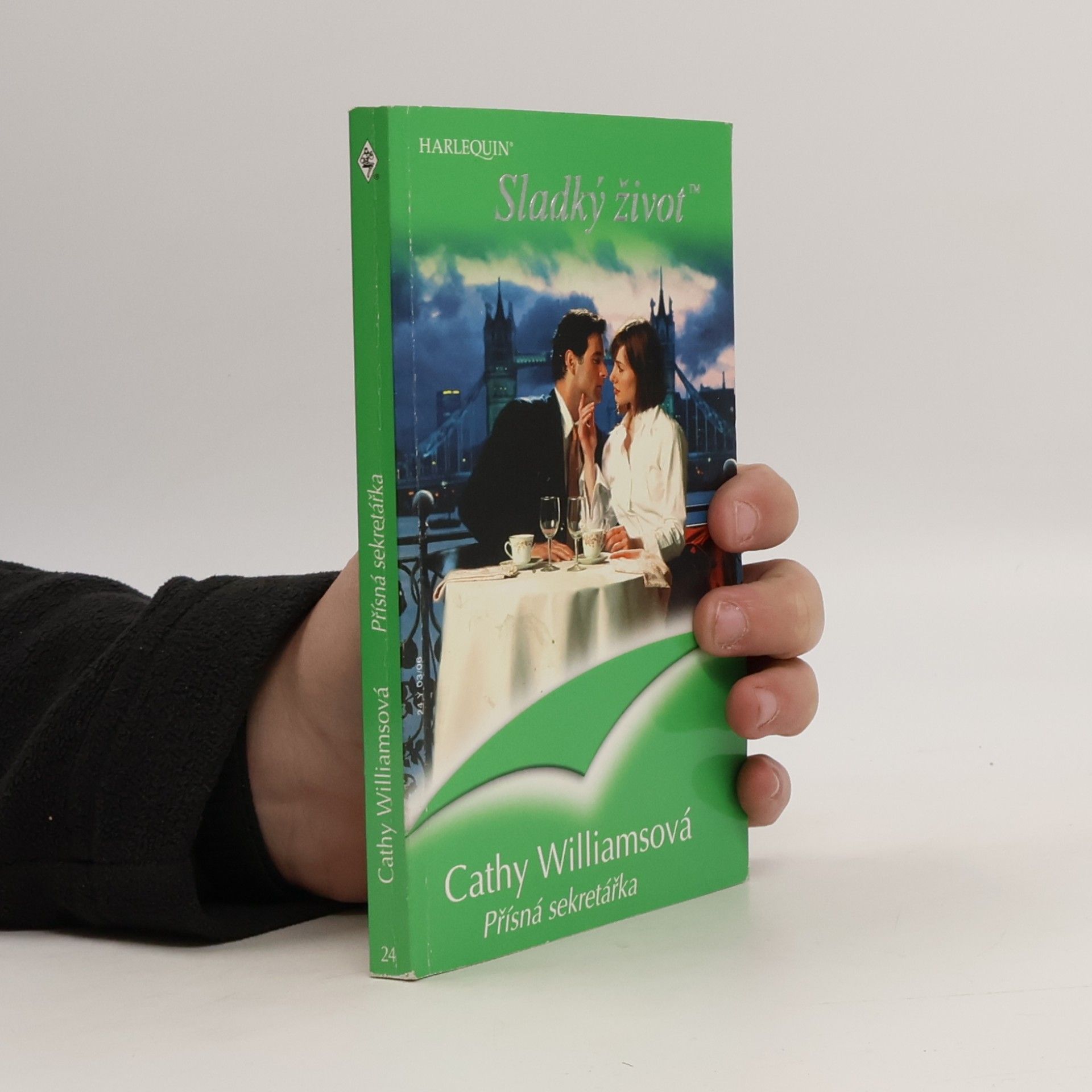 Cathy Williams Přísná sekretářka