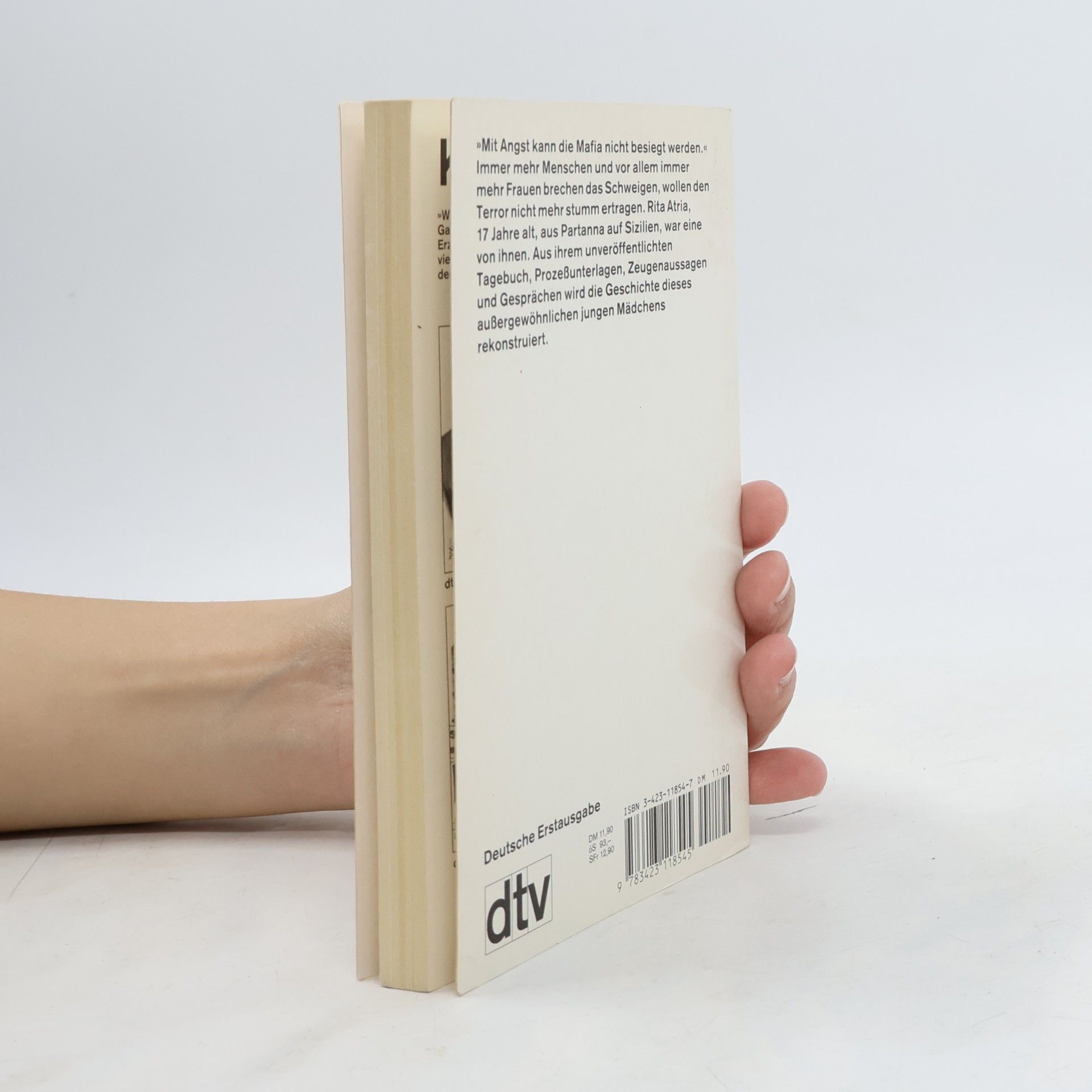 Sandra Rizza dtv Literatur: Ein Mädchen gegen die Mafia