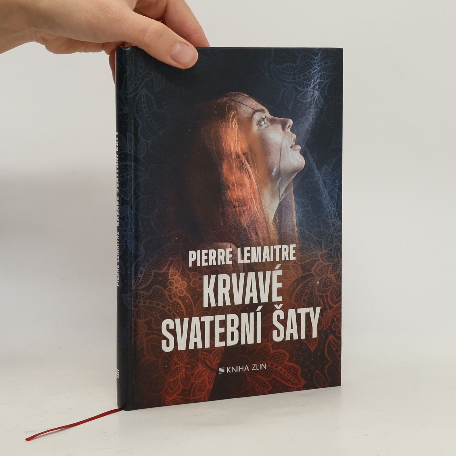 Pierre Lemaitre Krvavé svatební šaty