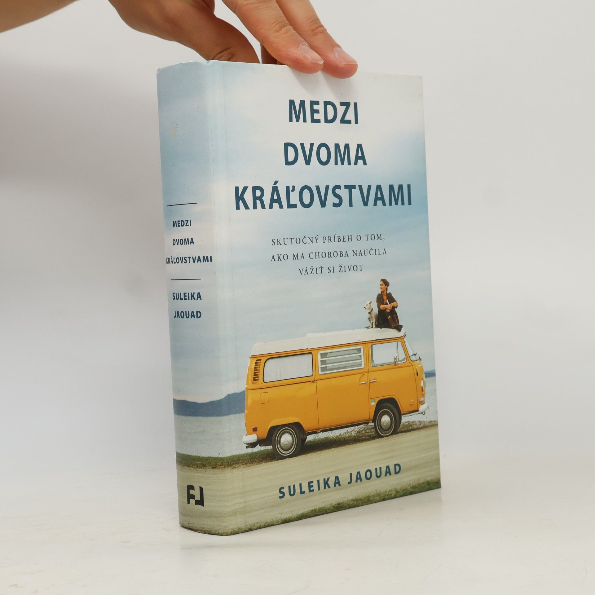 Medzi dvomi kráľovstvami