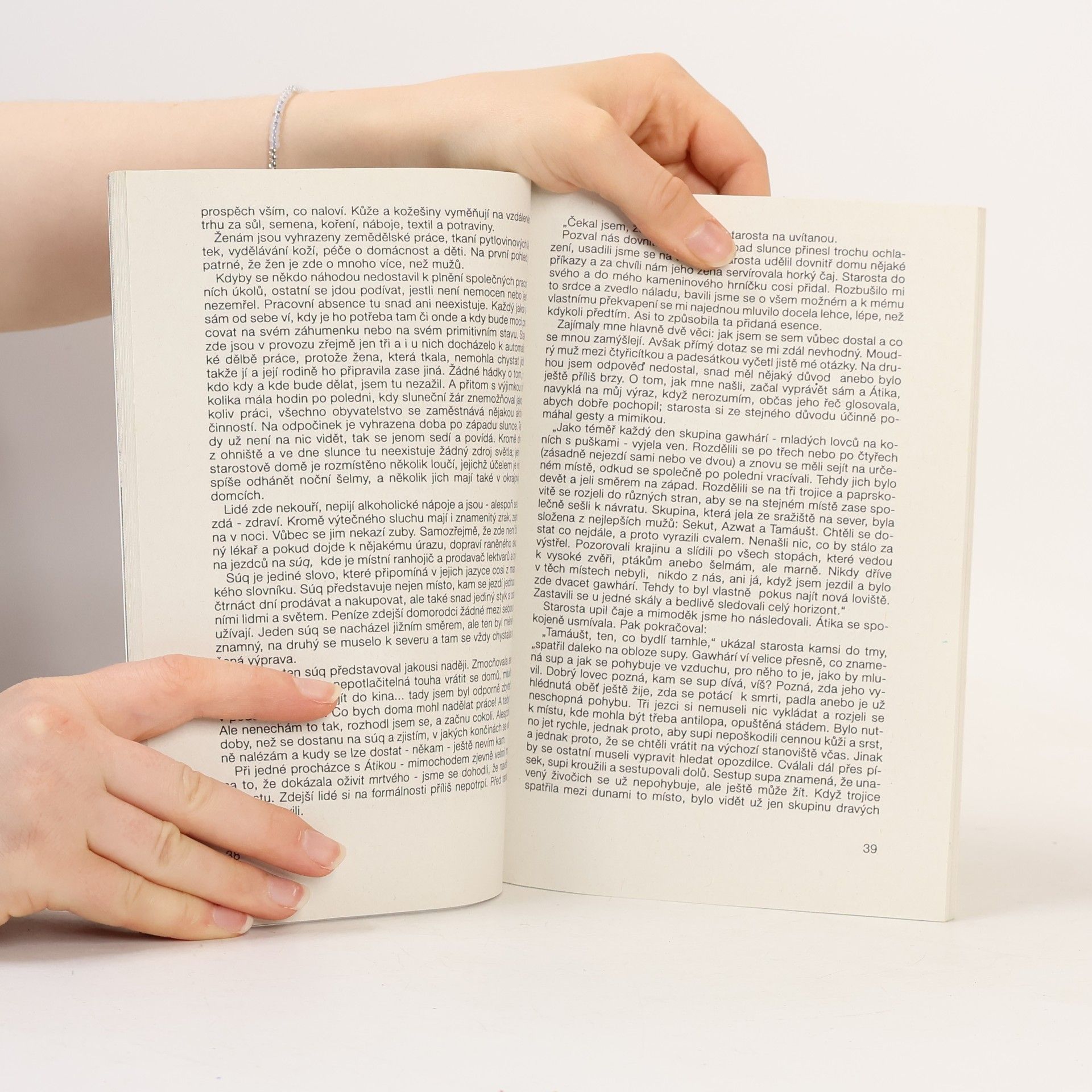 Amjad Bohumil Procházka Zajatec Sahary