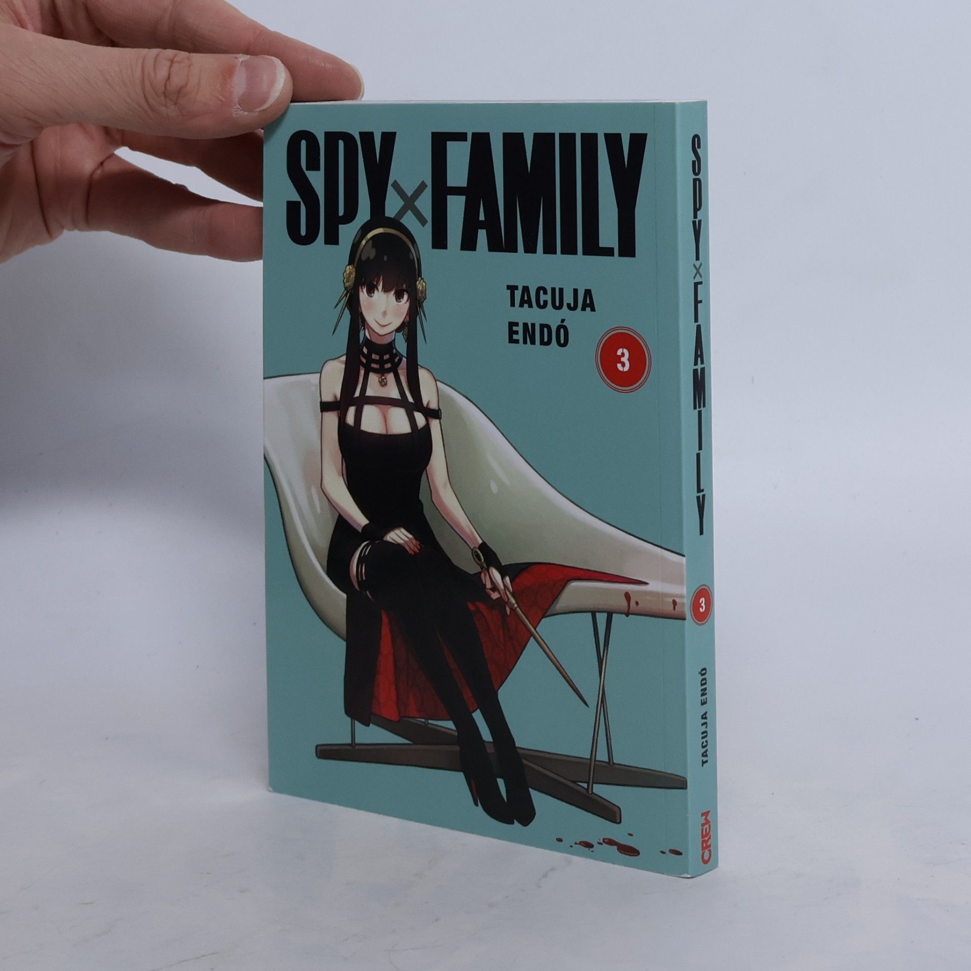 Tacuja Endó Spy x Family 3