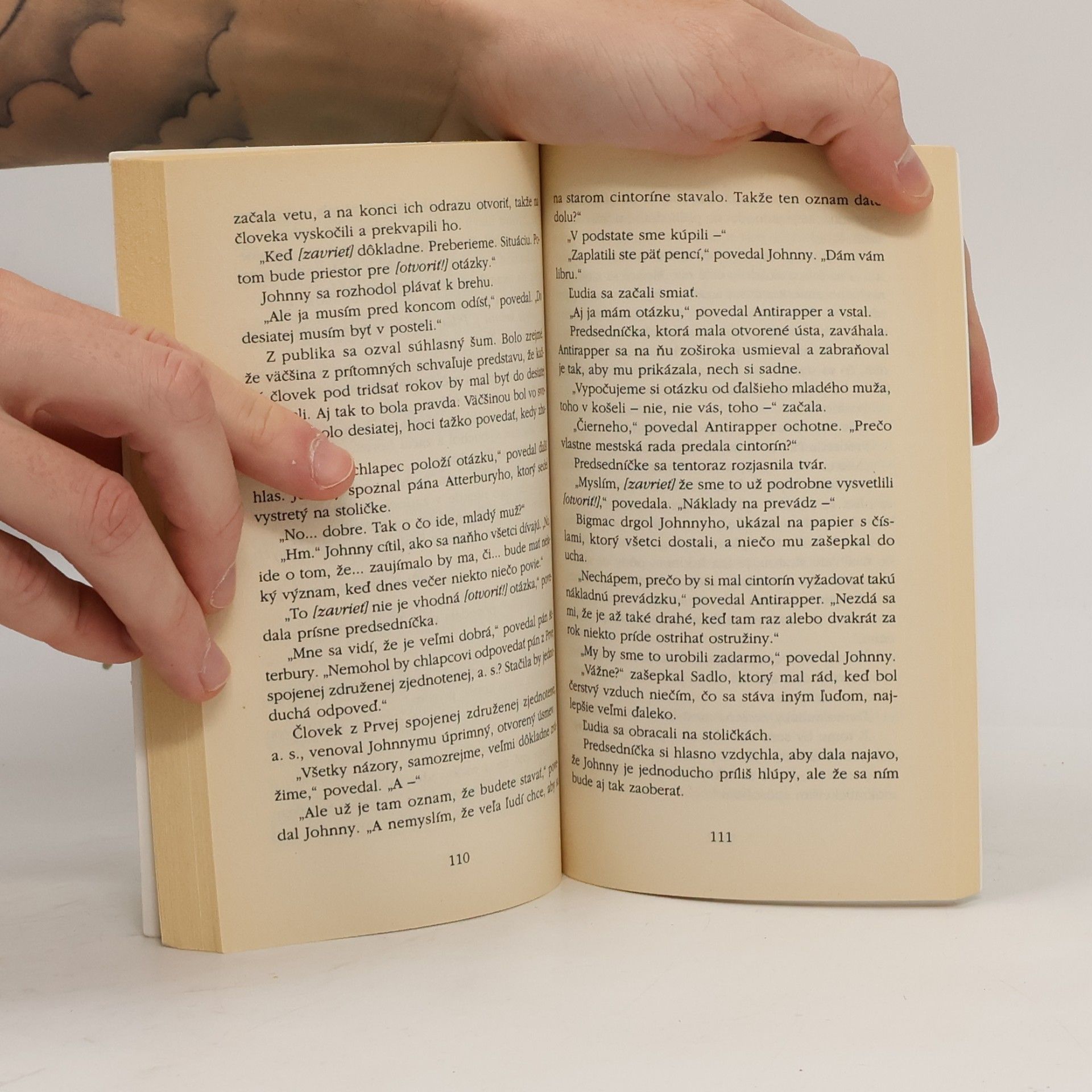 Terry Pratchett Johnny a mŕtvi