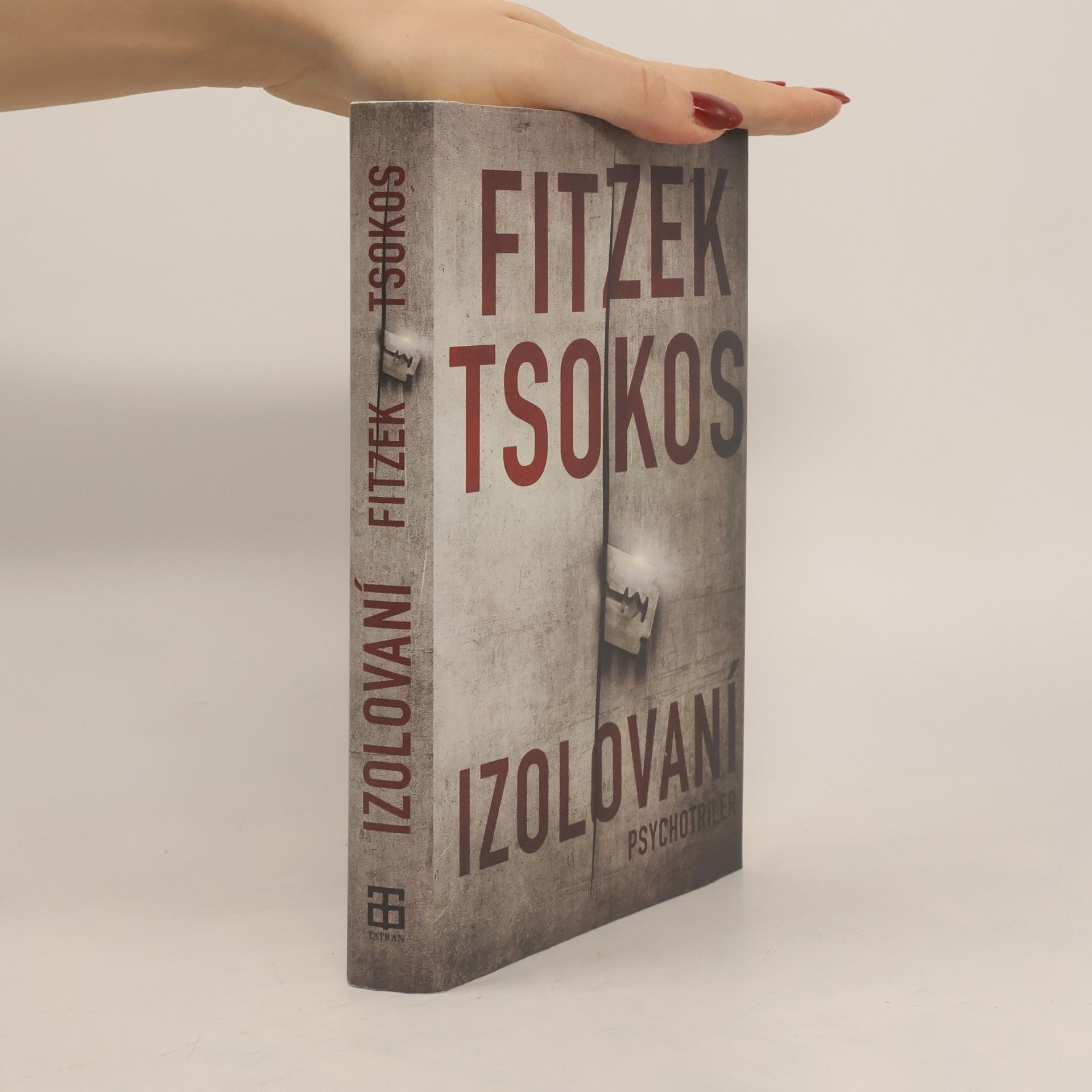 Izolovaní