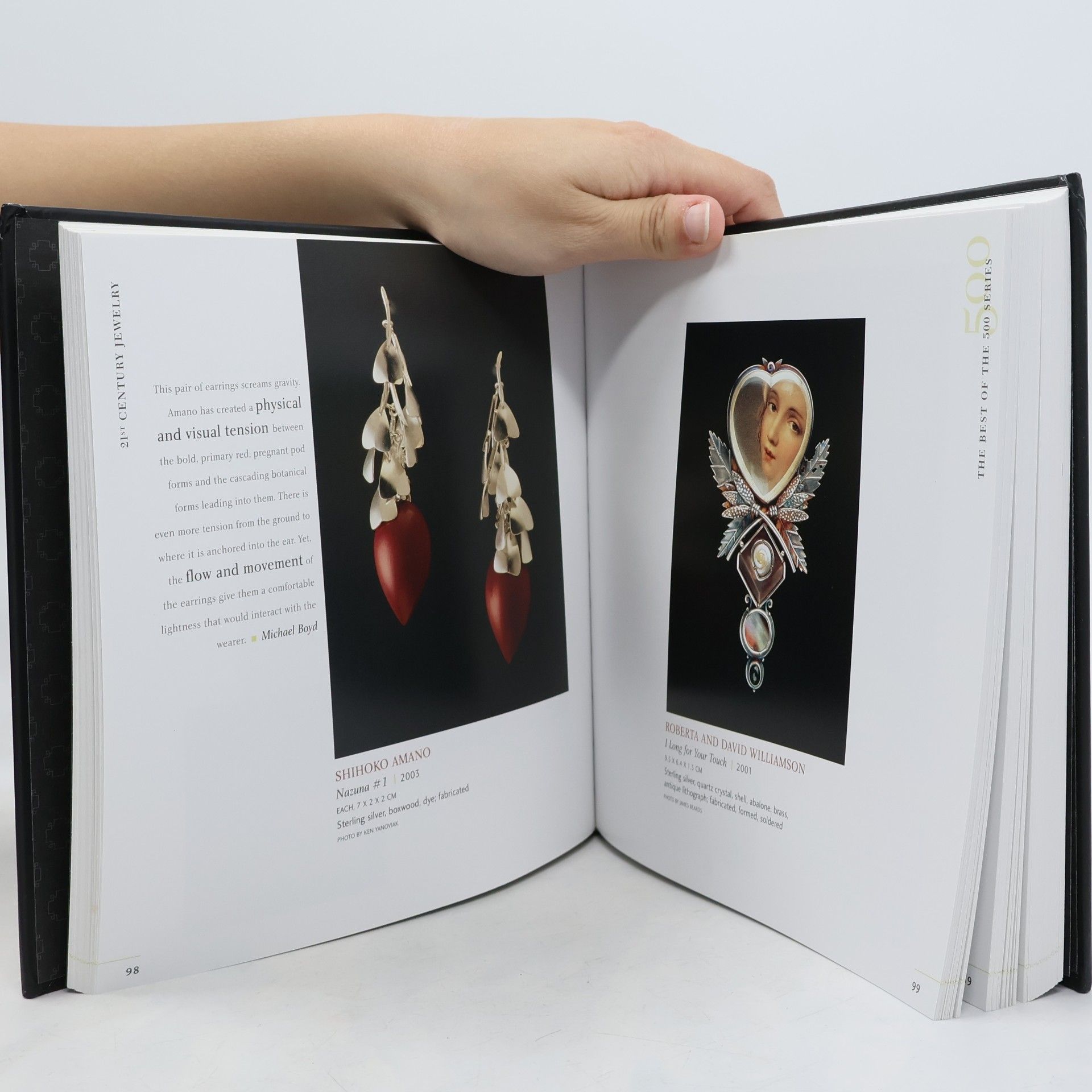 Marthe Le Van 500 Series: 21st Century Jewelry