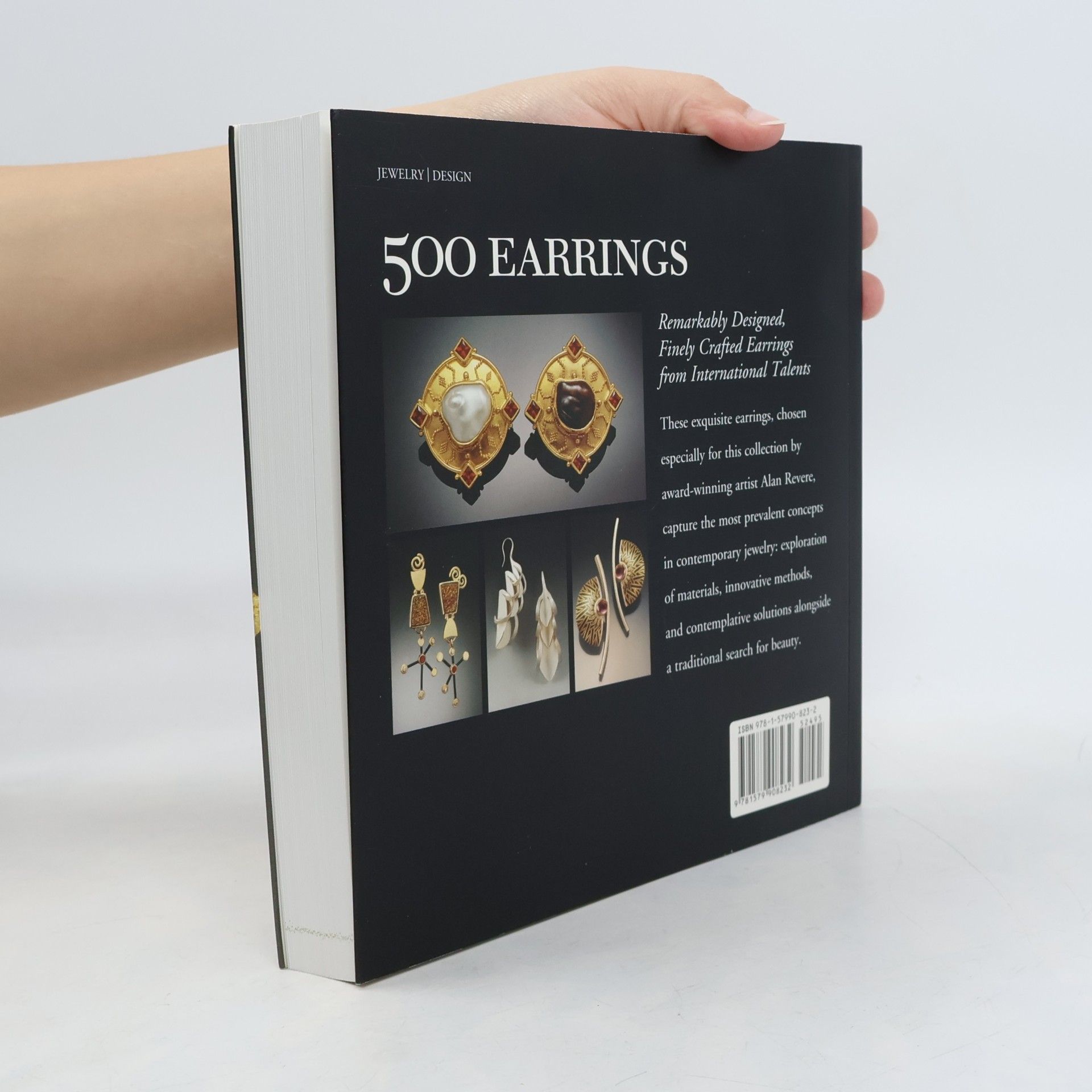 Marthe Le Van 500 earrings. New Directions in Contemporary Jewelry