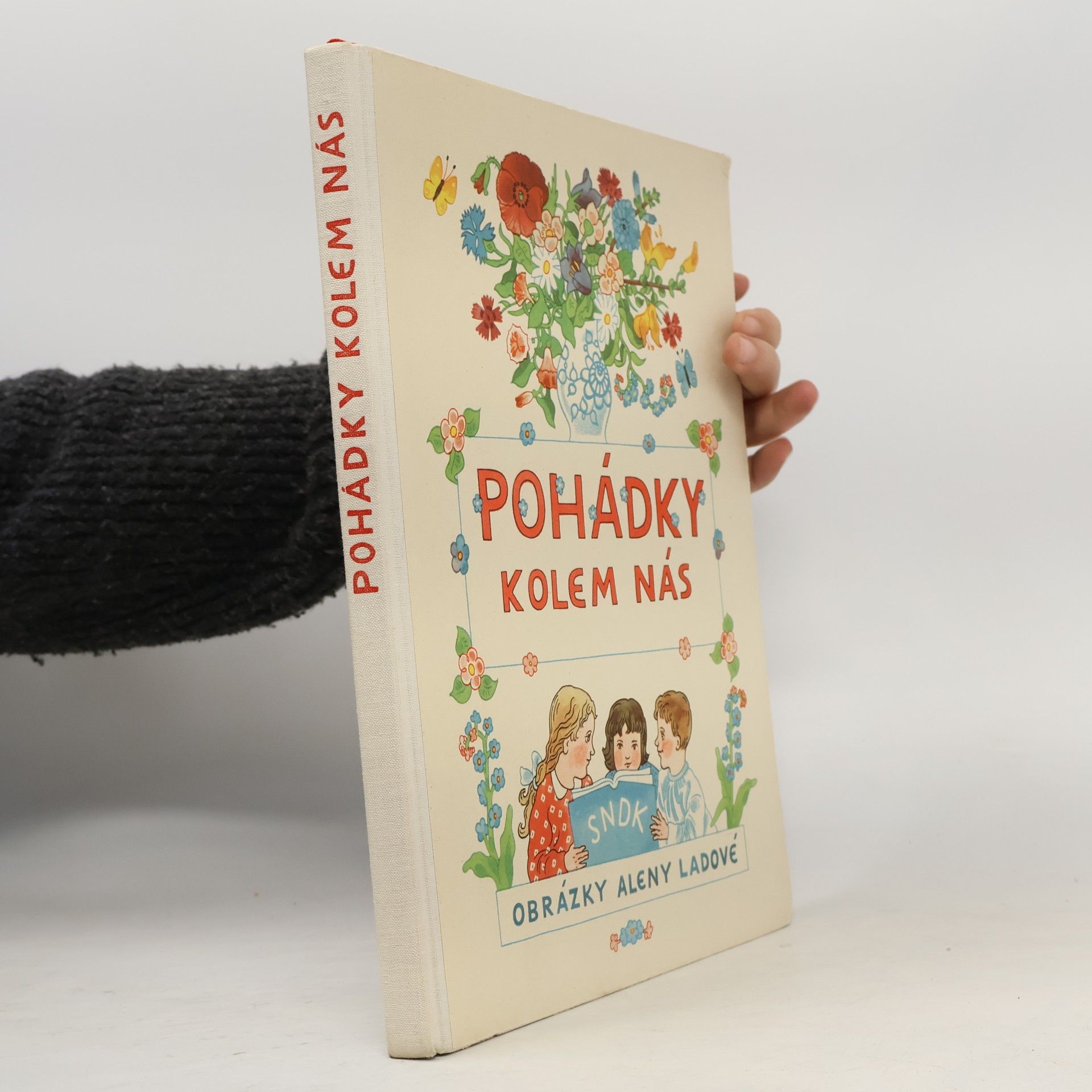 Pohádky kolem nás