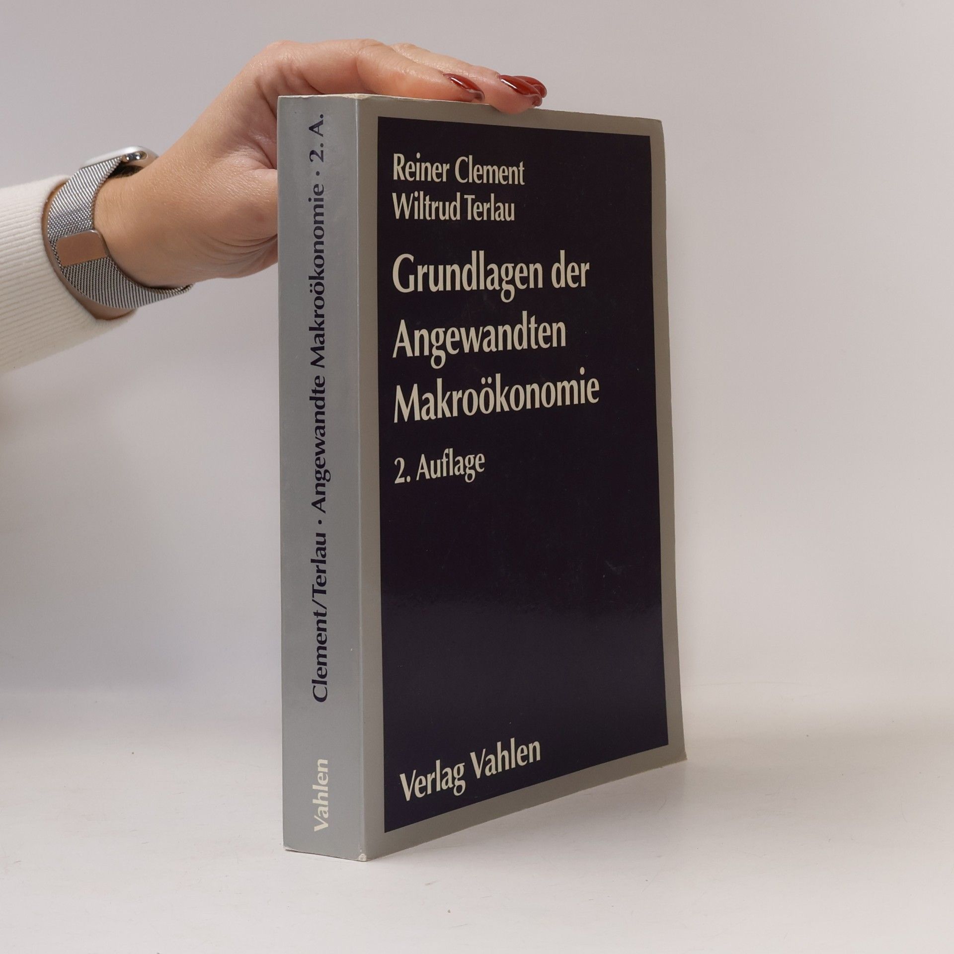 Grundlagen der angewandten Makroökonomie