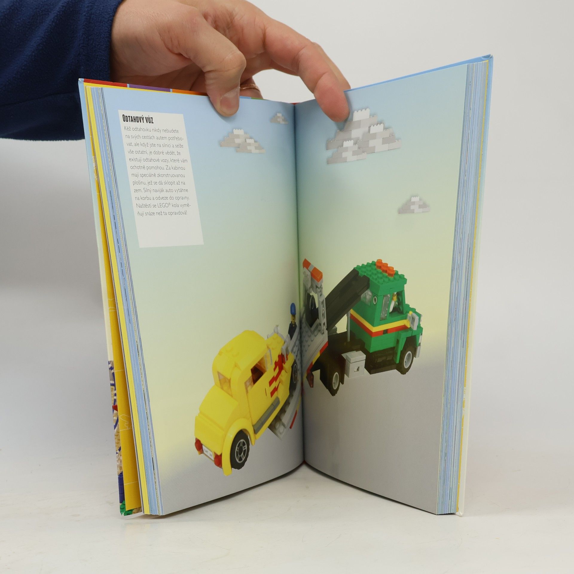 Waren Elsmore Kostky a kola: Skvělá vozidla, plavidla a letadla ze stavebnice LEGO®