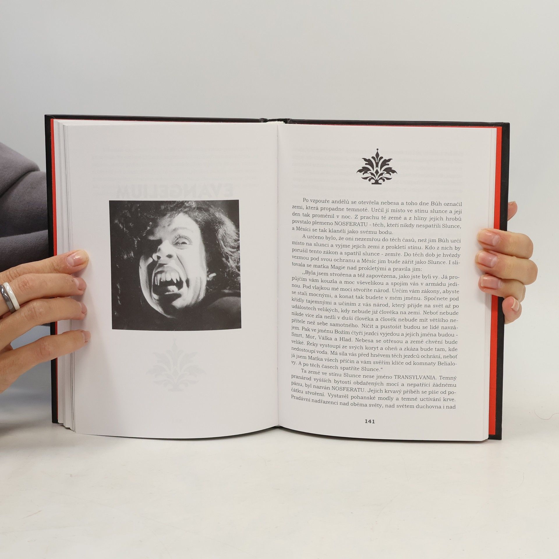 Petr Štěpán Kniha Nosferatu. Vampírská bible