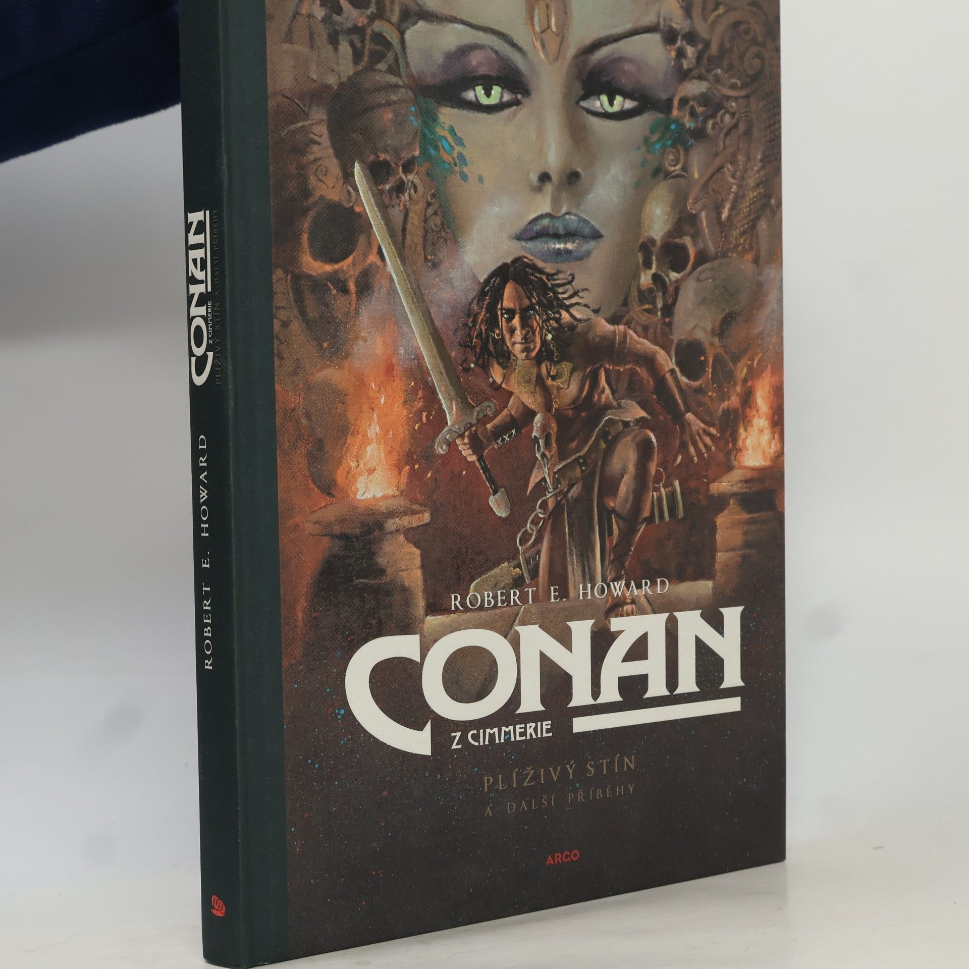 Conan: Plíživý stín a další příběhy